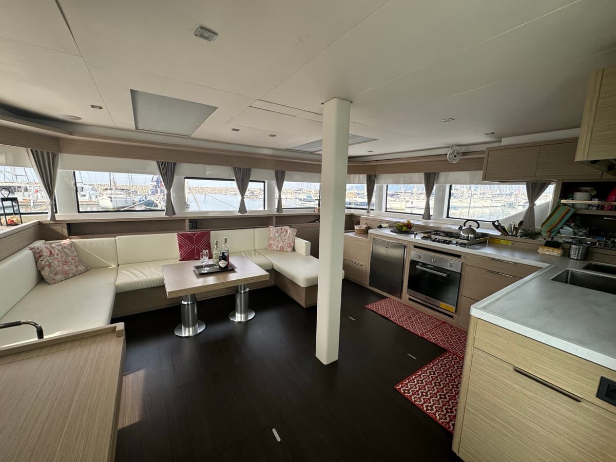 Lagoon 55 - photo 9
