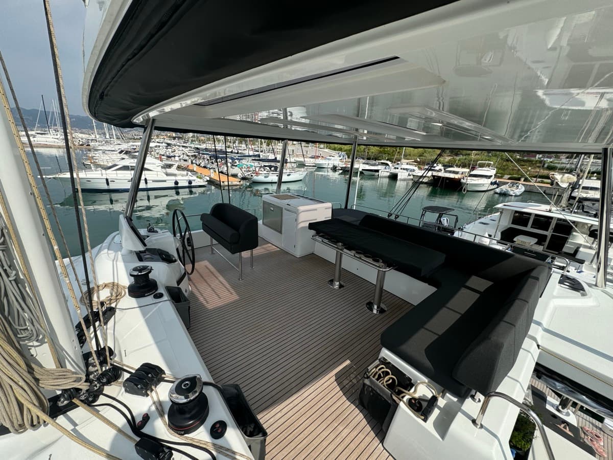 Lagoon 55 - photo 33