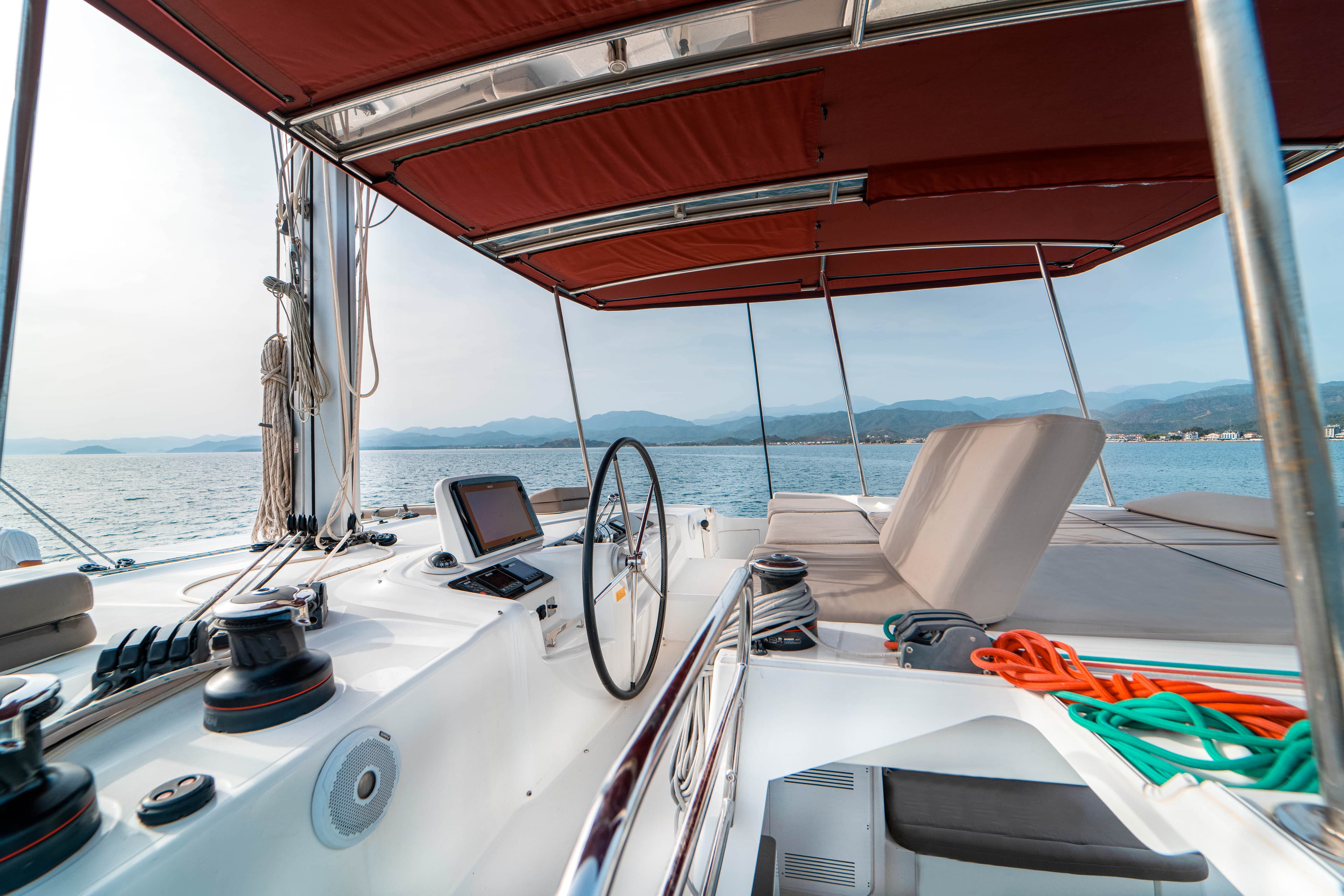 Lagoon 46  - photo 12