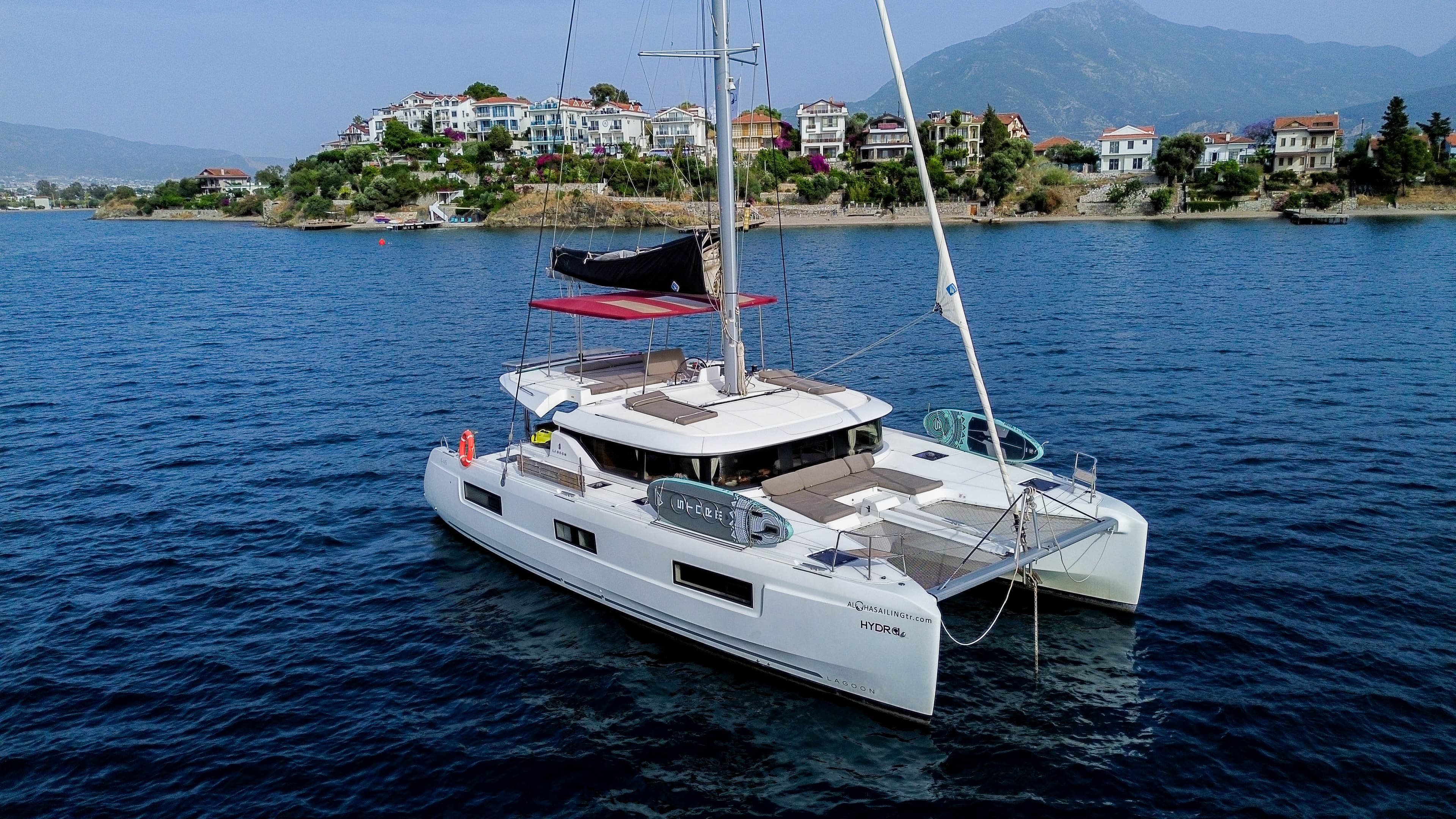 Lagoon 46  - photo 8