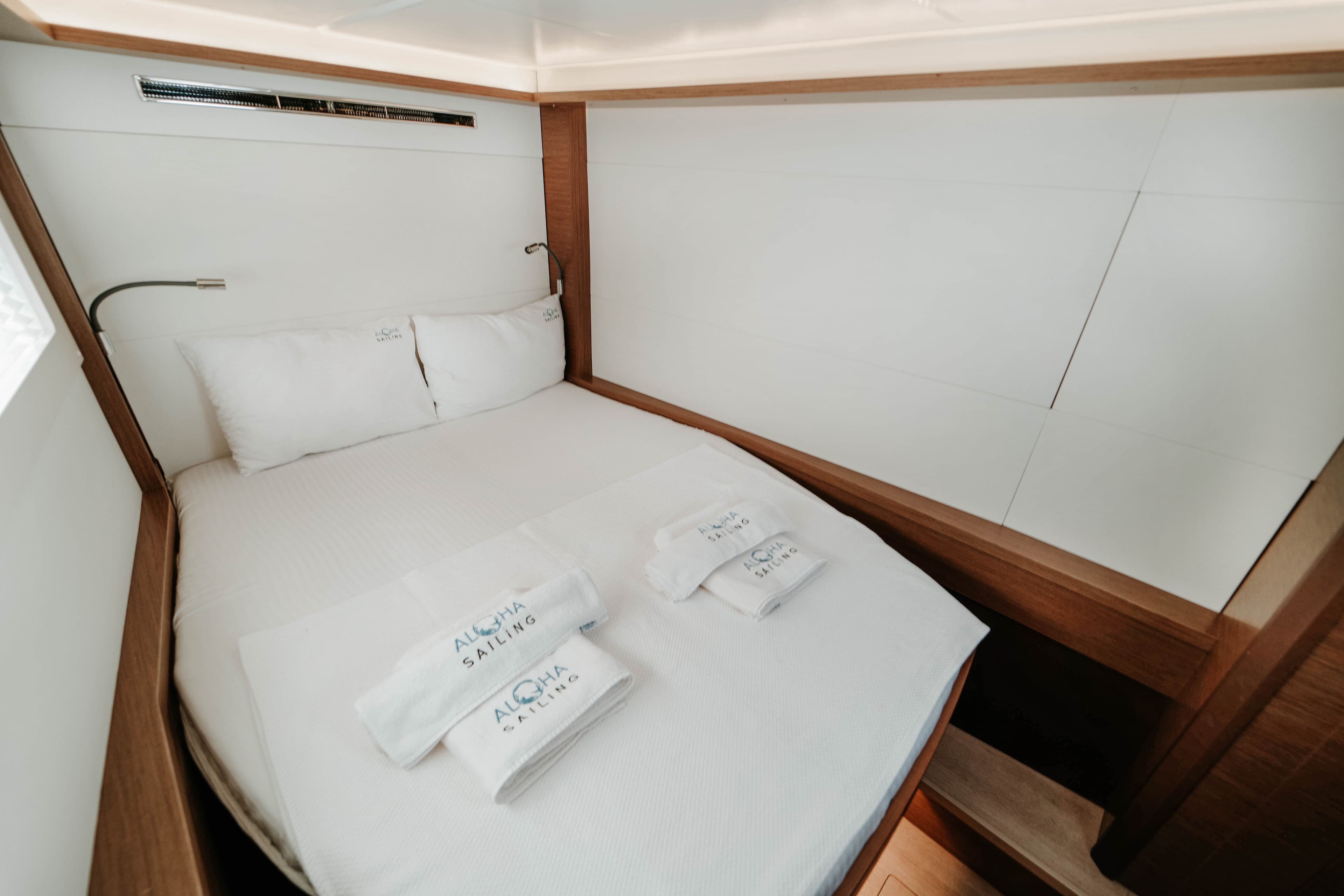 Lagoon 46  - photo 20