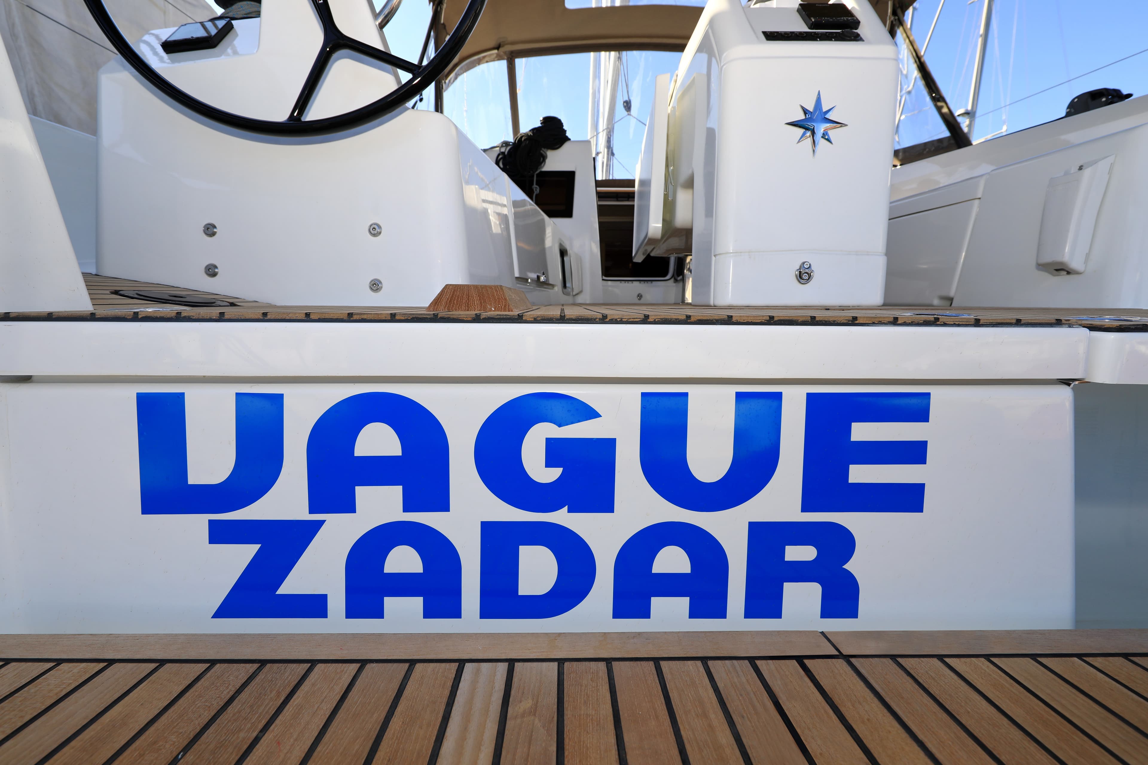 Sun Odyssey 410 - photo 99