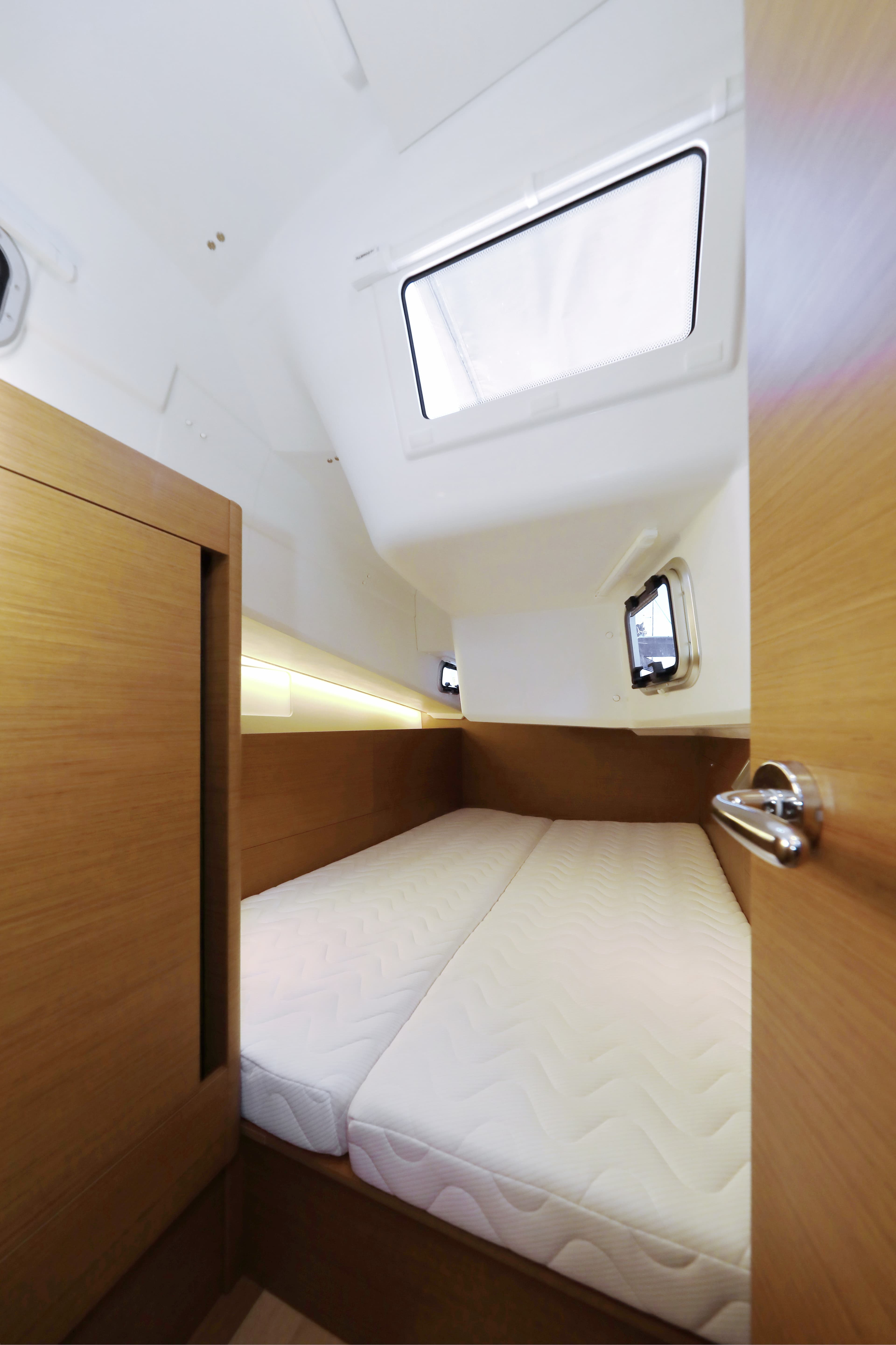 Sun Odyssey 410 - photo 95