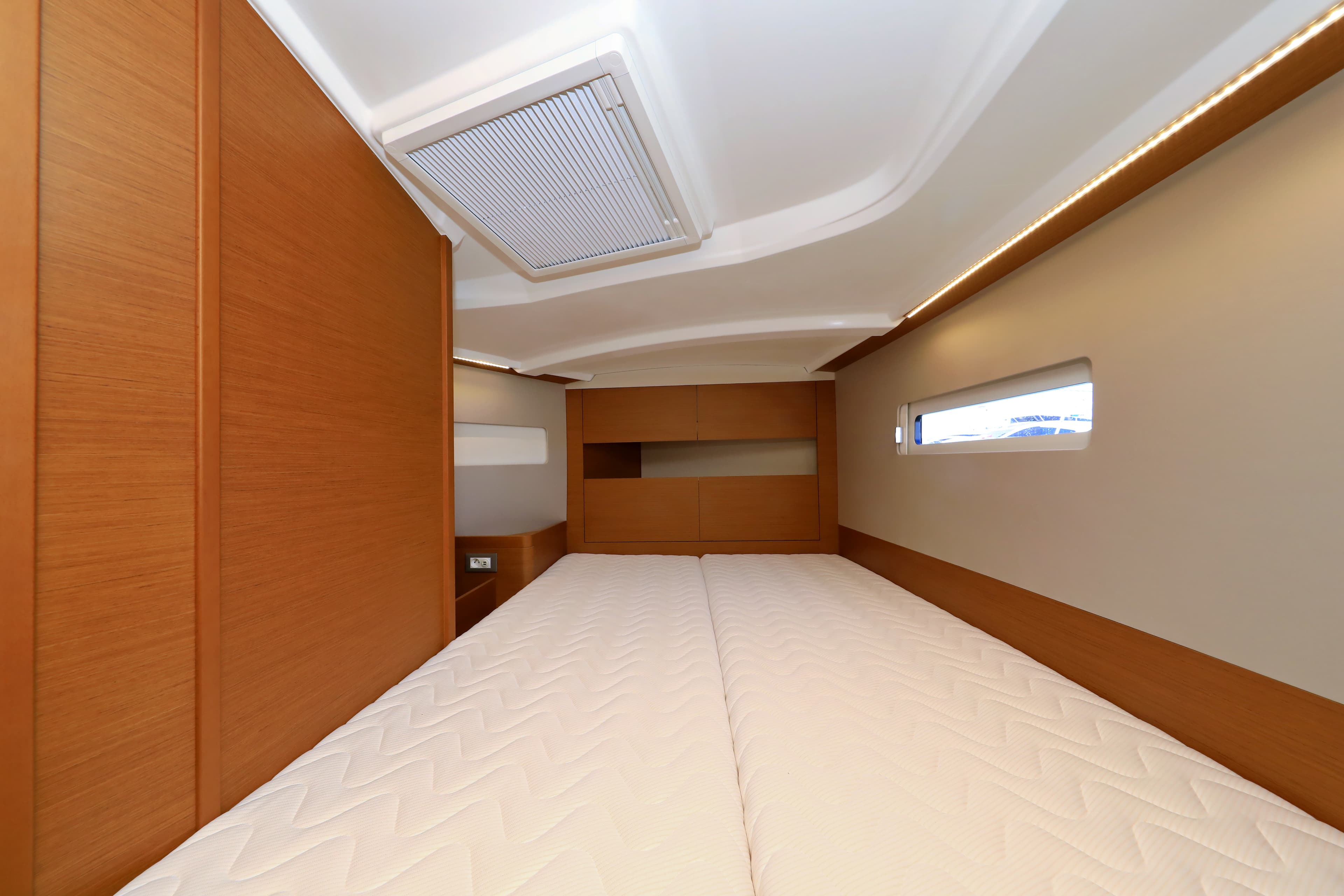 Sun Odyssey 410 - photo 98