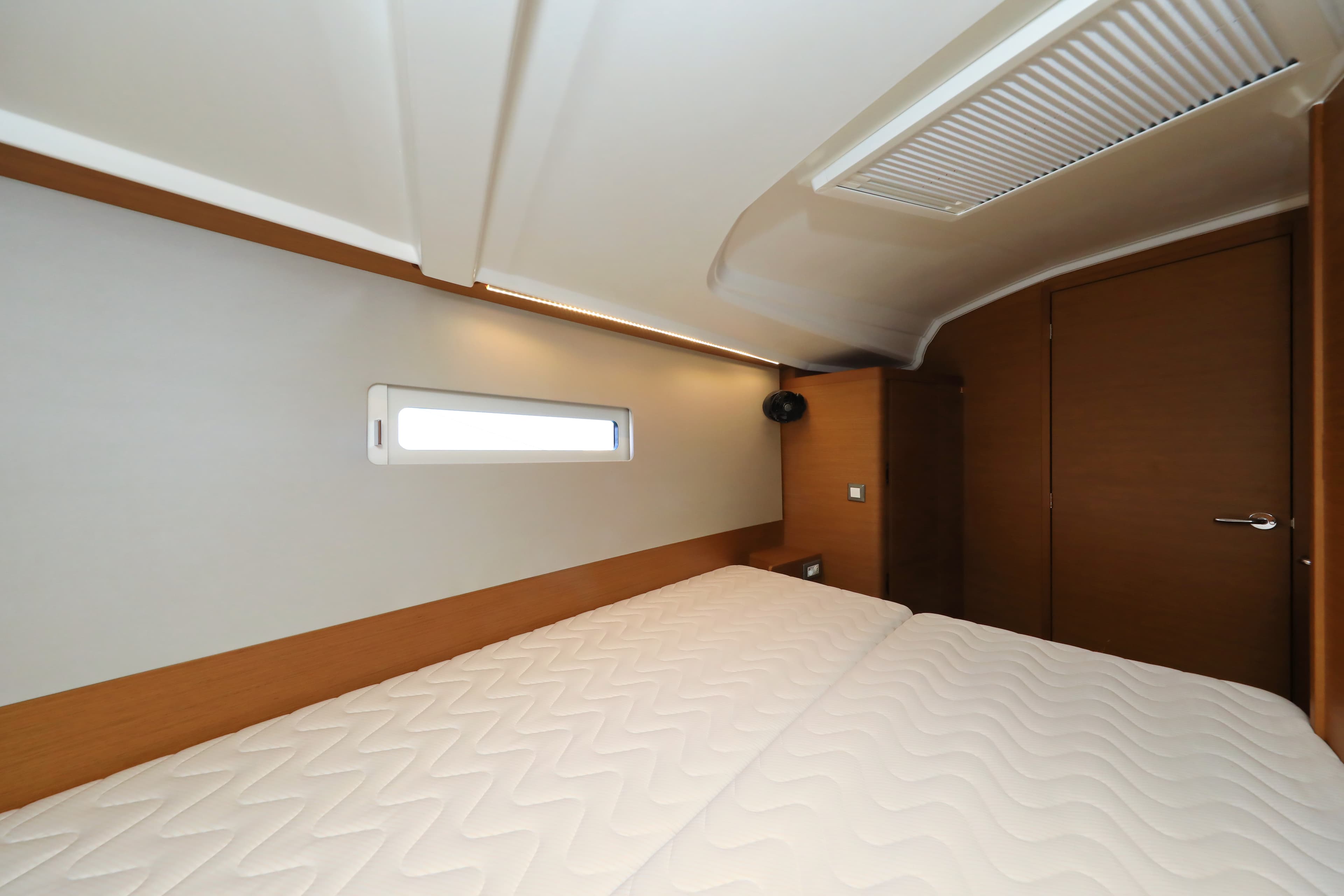 Sun Odyssey 410 - photo 96