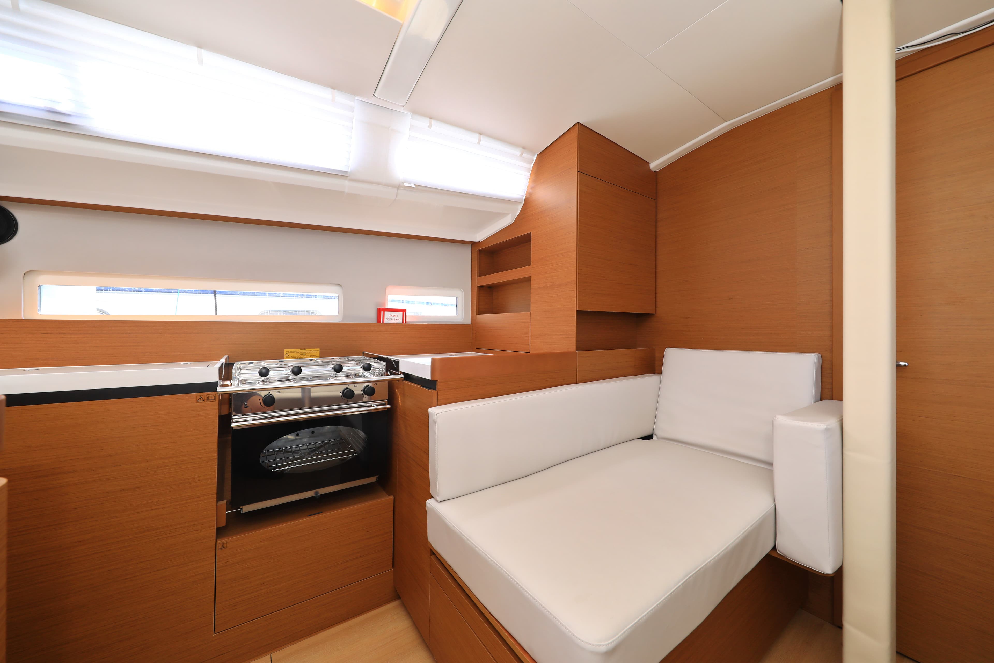 Sun Odyssey 410 - photo 97