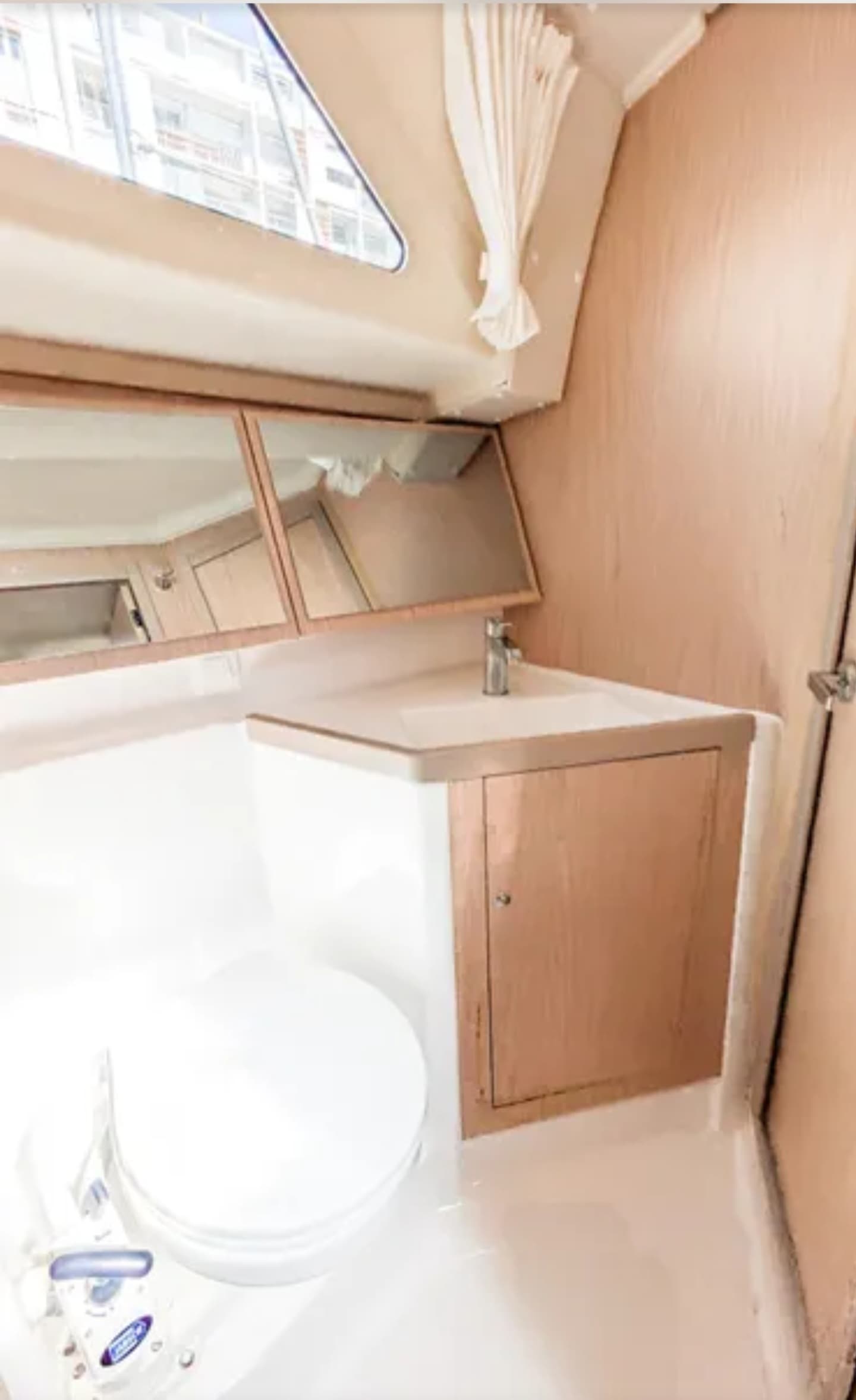 Oceanis 41.1 - photo 9