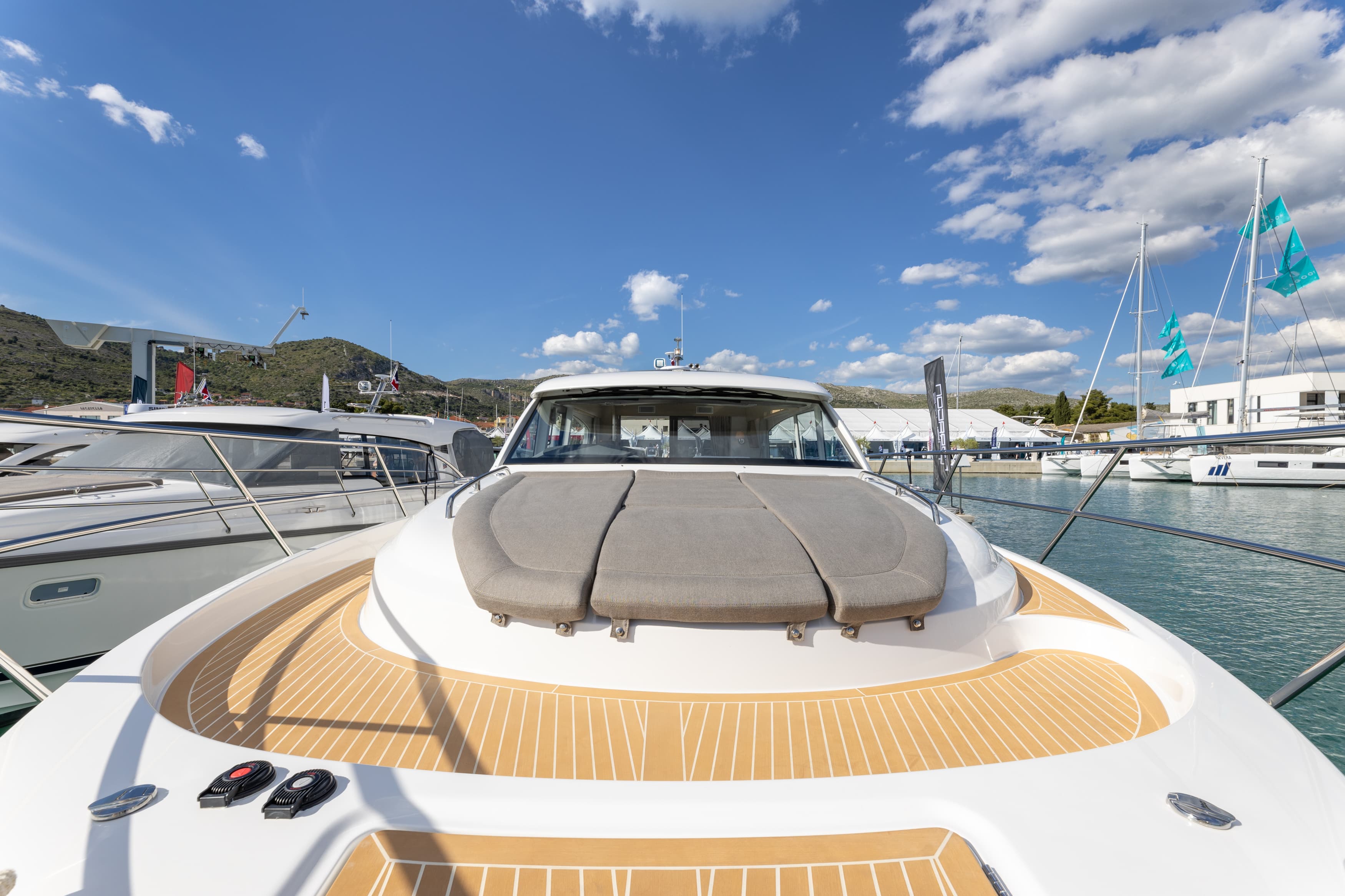 Nimbus 405 Coupe - photo 9