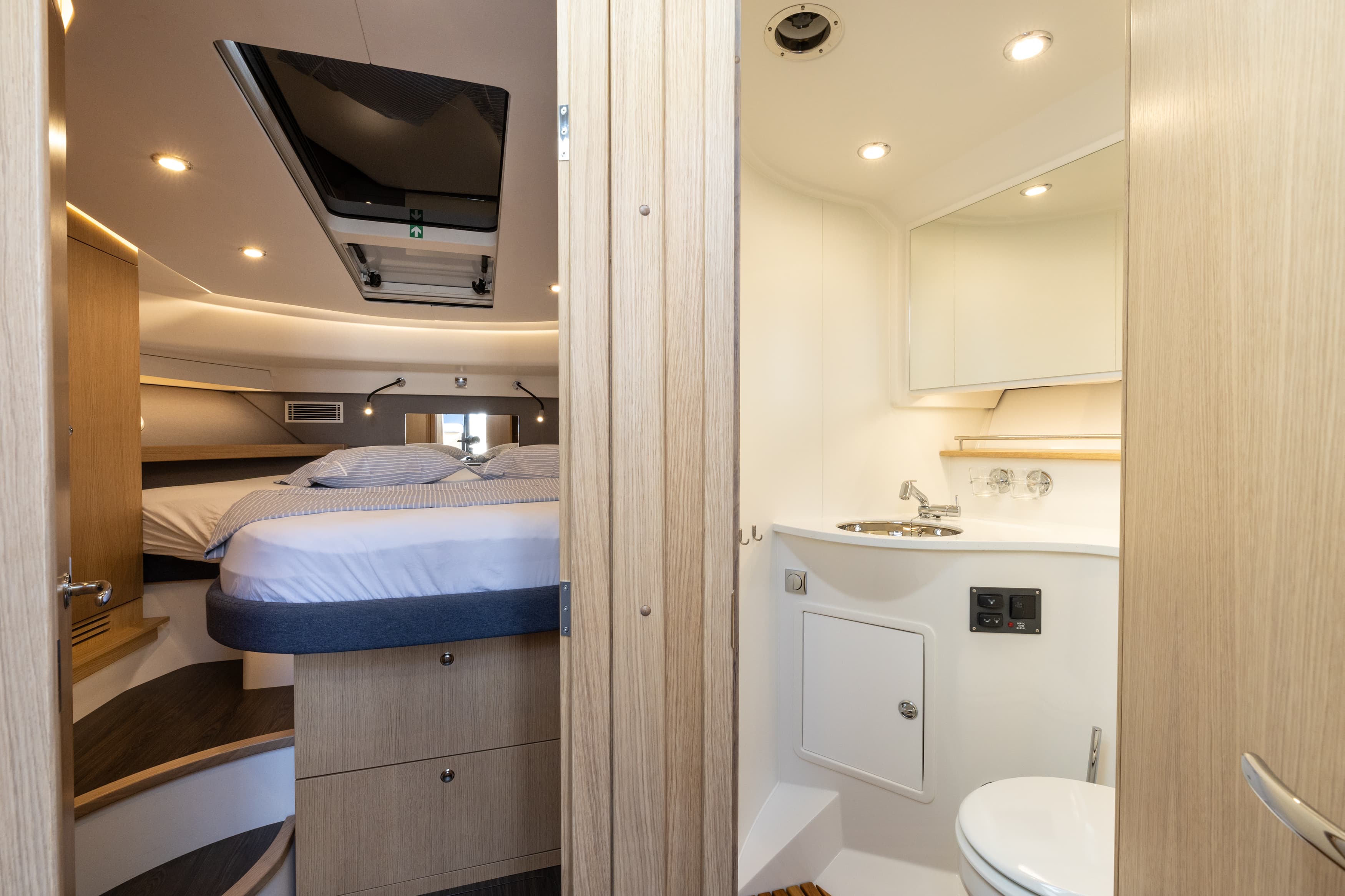 Nimbus 405 Coupe - photo 11