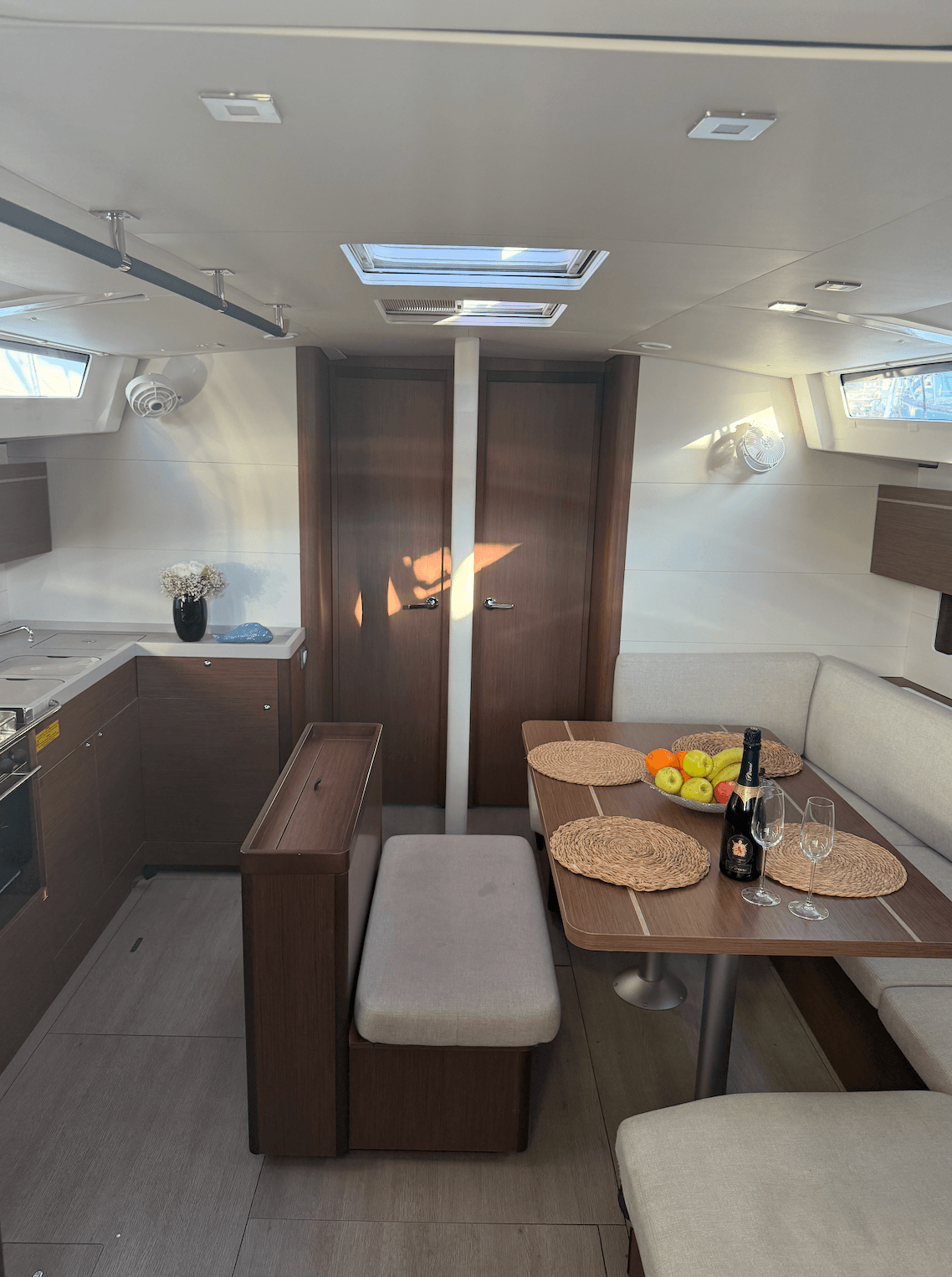 Oceanis 46.1 - photo 12