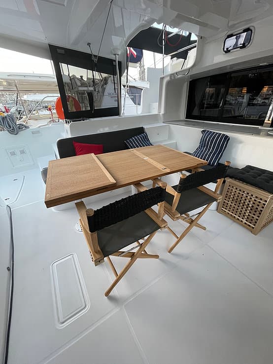 Lagoon 46  - photo 14