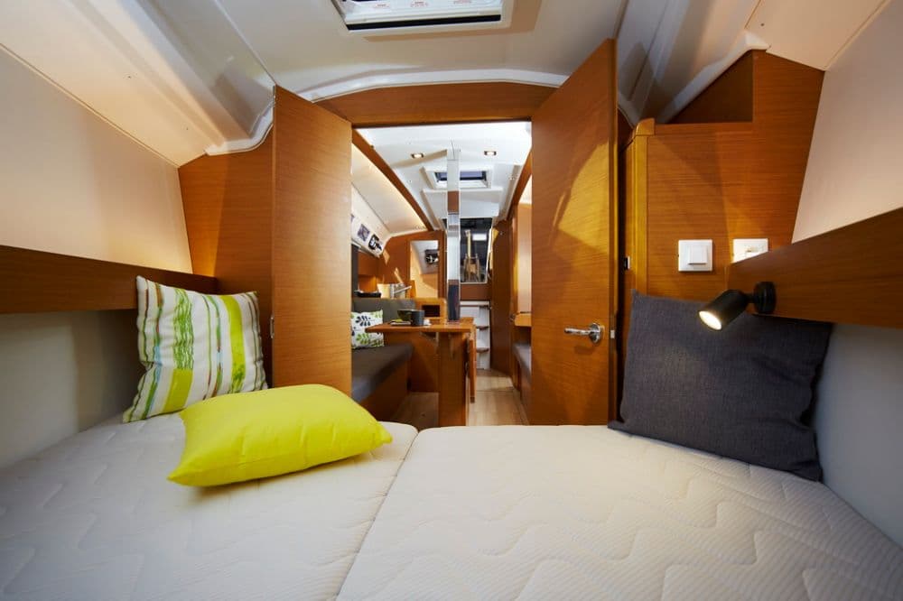 Sun Odyssey 349 - photo 4