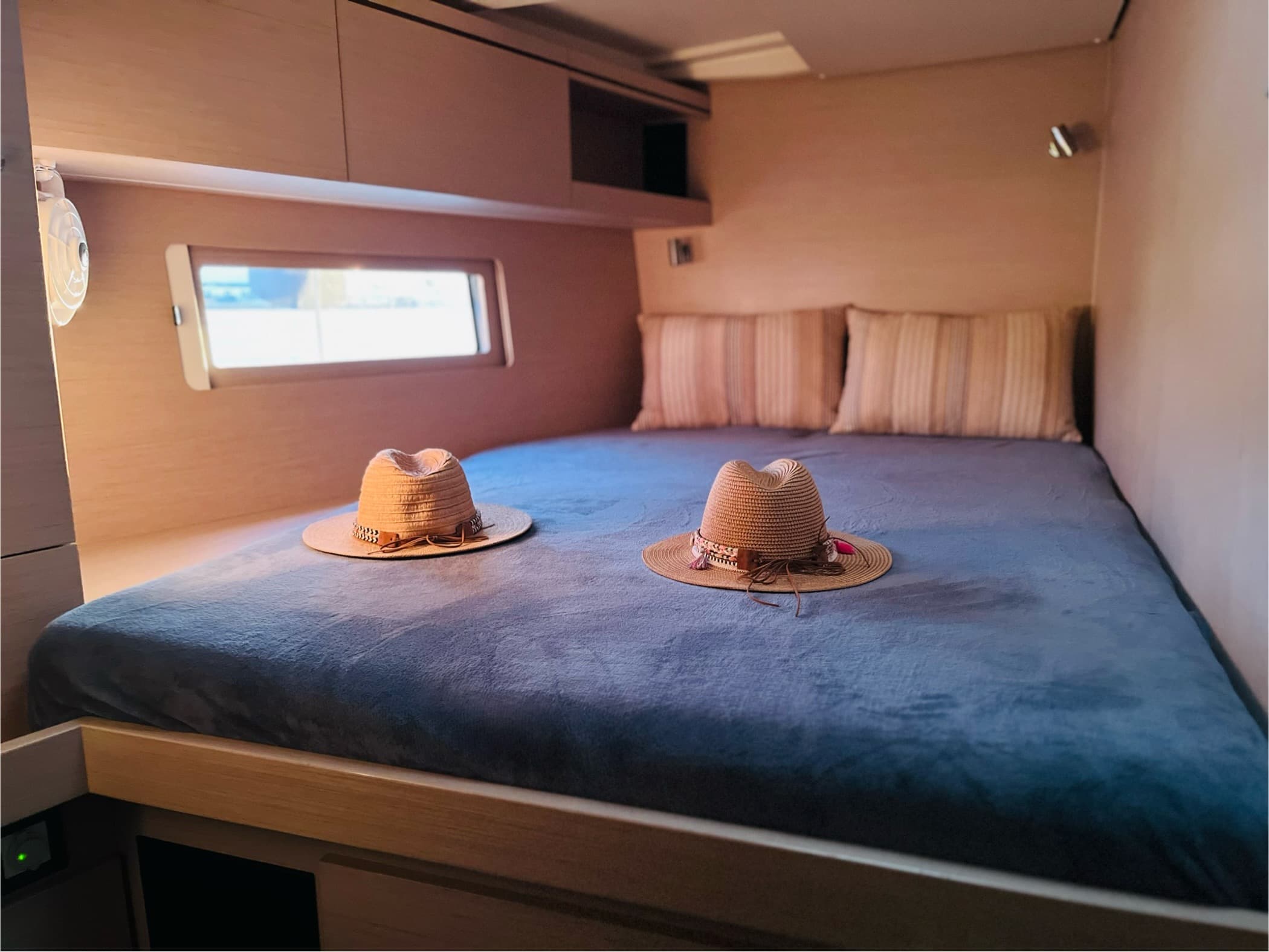 Oceanis 51.1 - photo 16