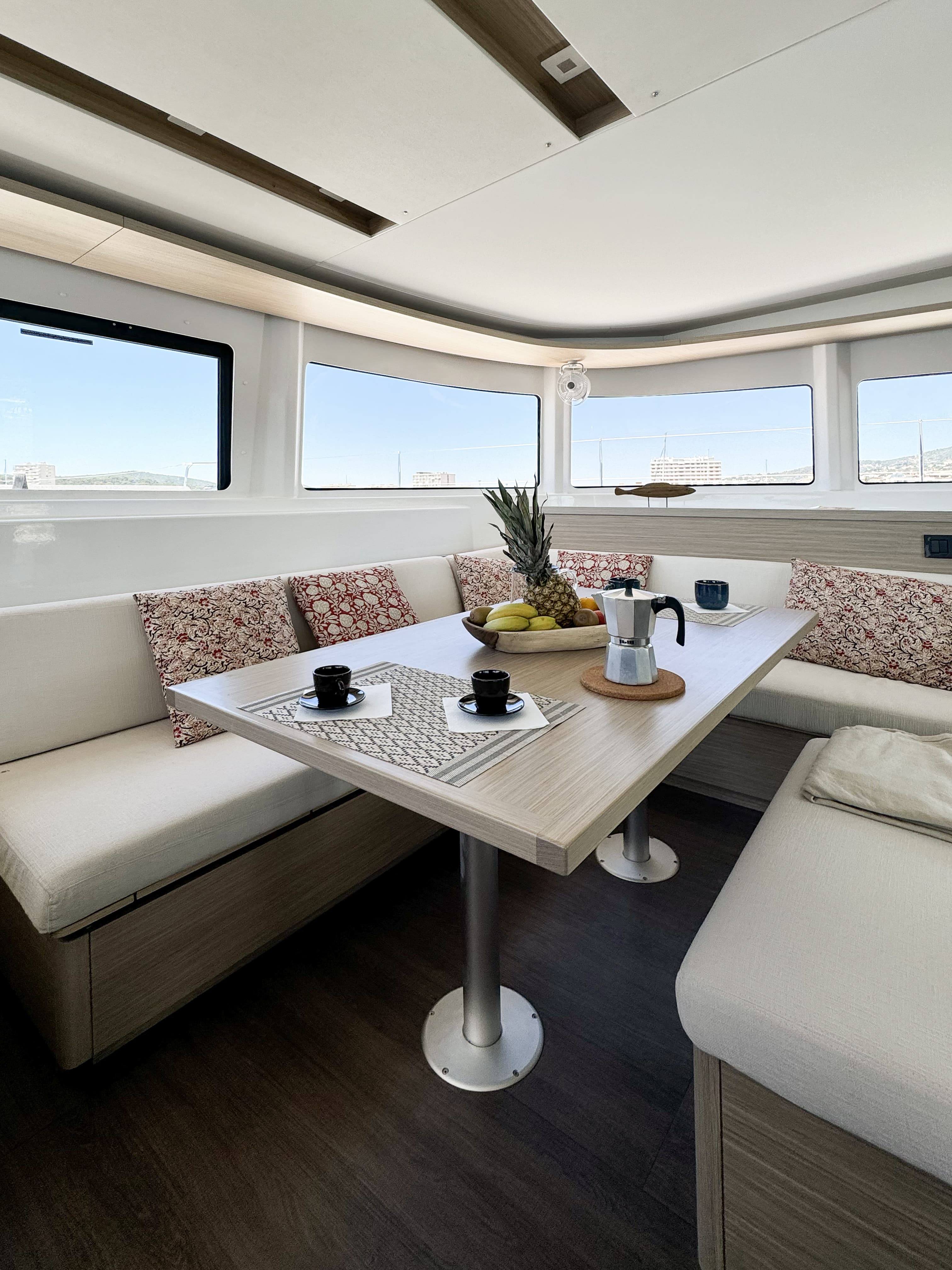 Lagoon 46  - photo 15