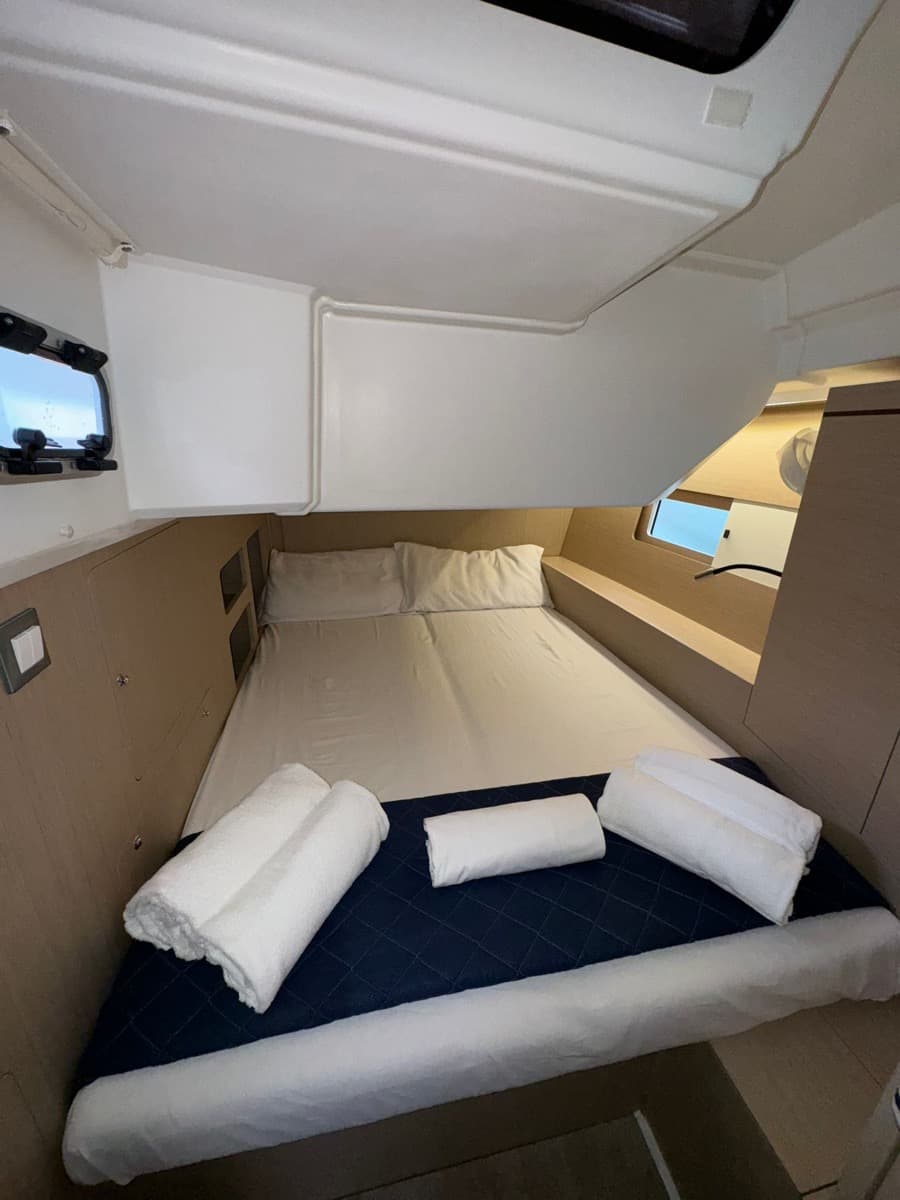 Oceanis 46.1 - photo 10