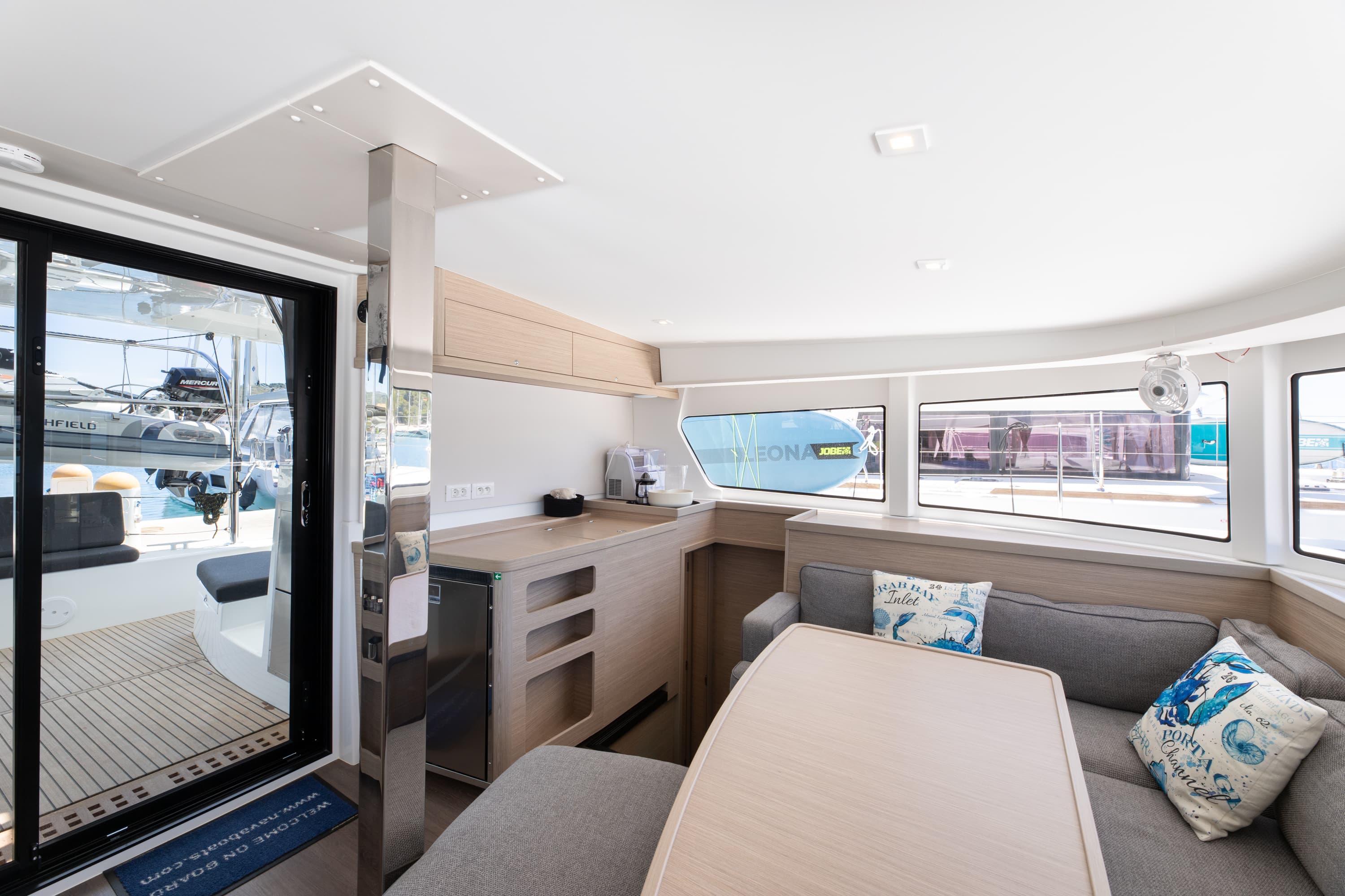 Lagoon 42 - photo 12