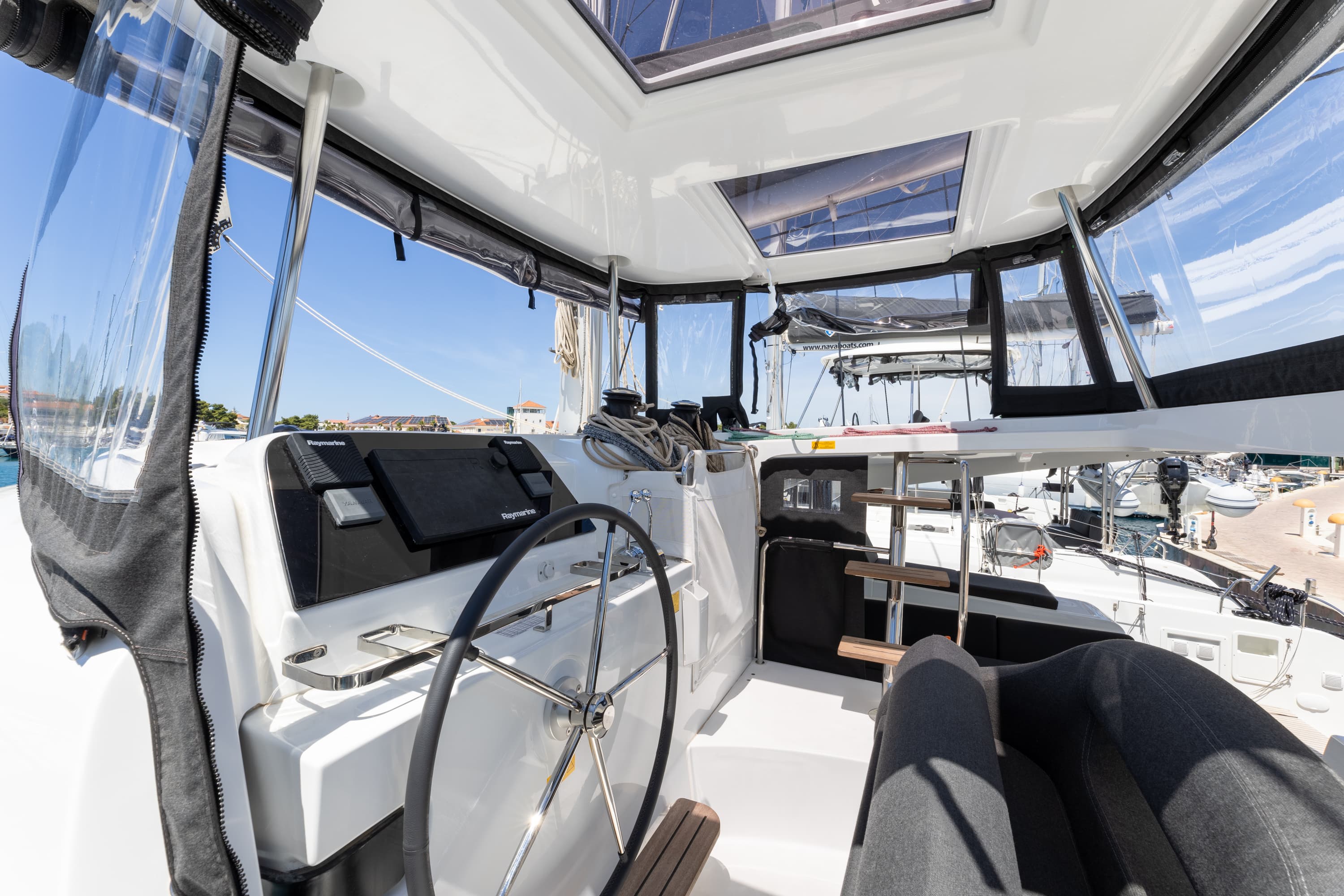 Lagoon 42 - photo 19