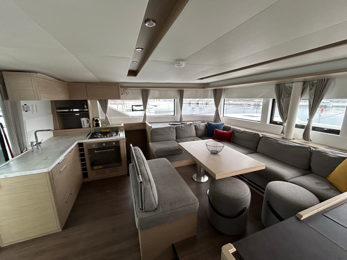 Lagoon 51 - photo 28