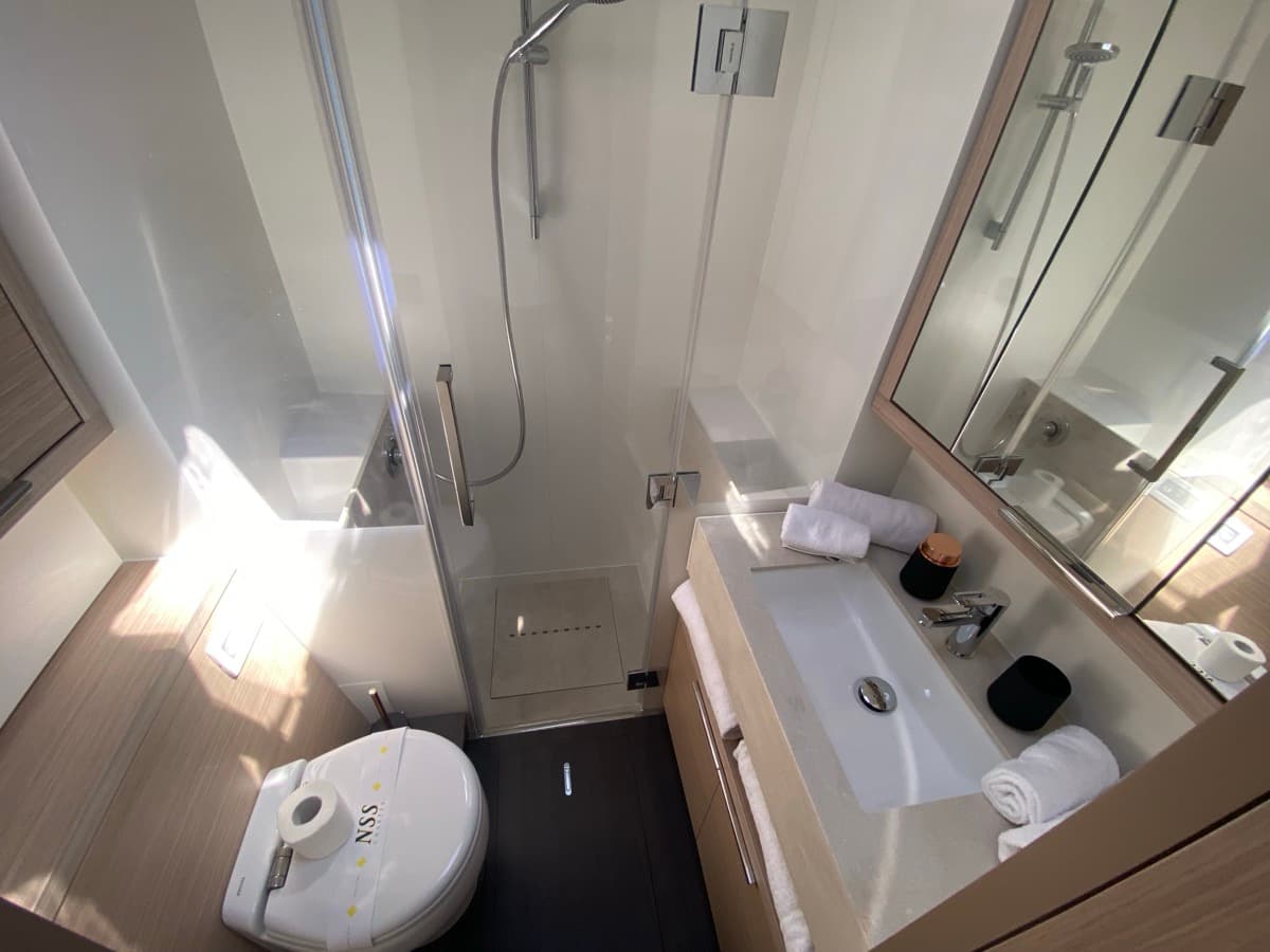 Lagoon 55 - photo 14