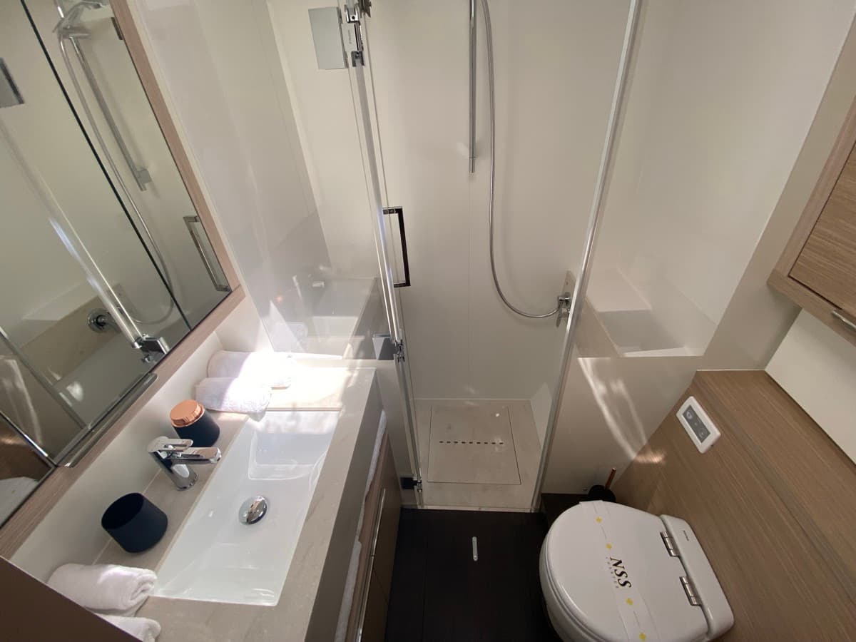 Lagoon 55 - photo 33