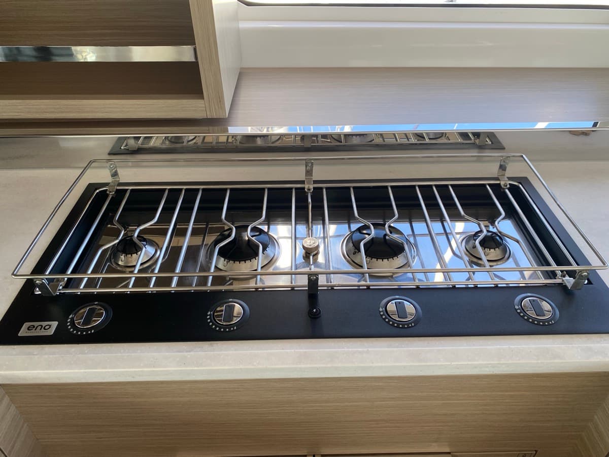 Lagoon 46  - photo 32