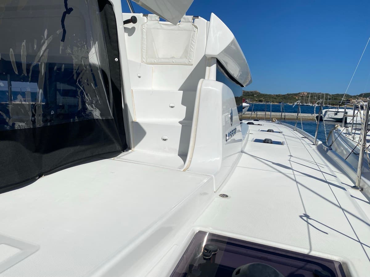 Lagoon 46  - photo 22