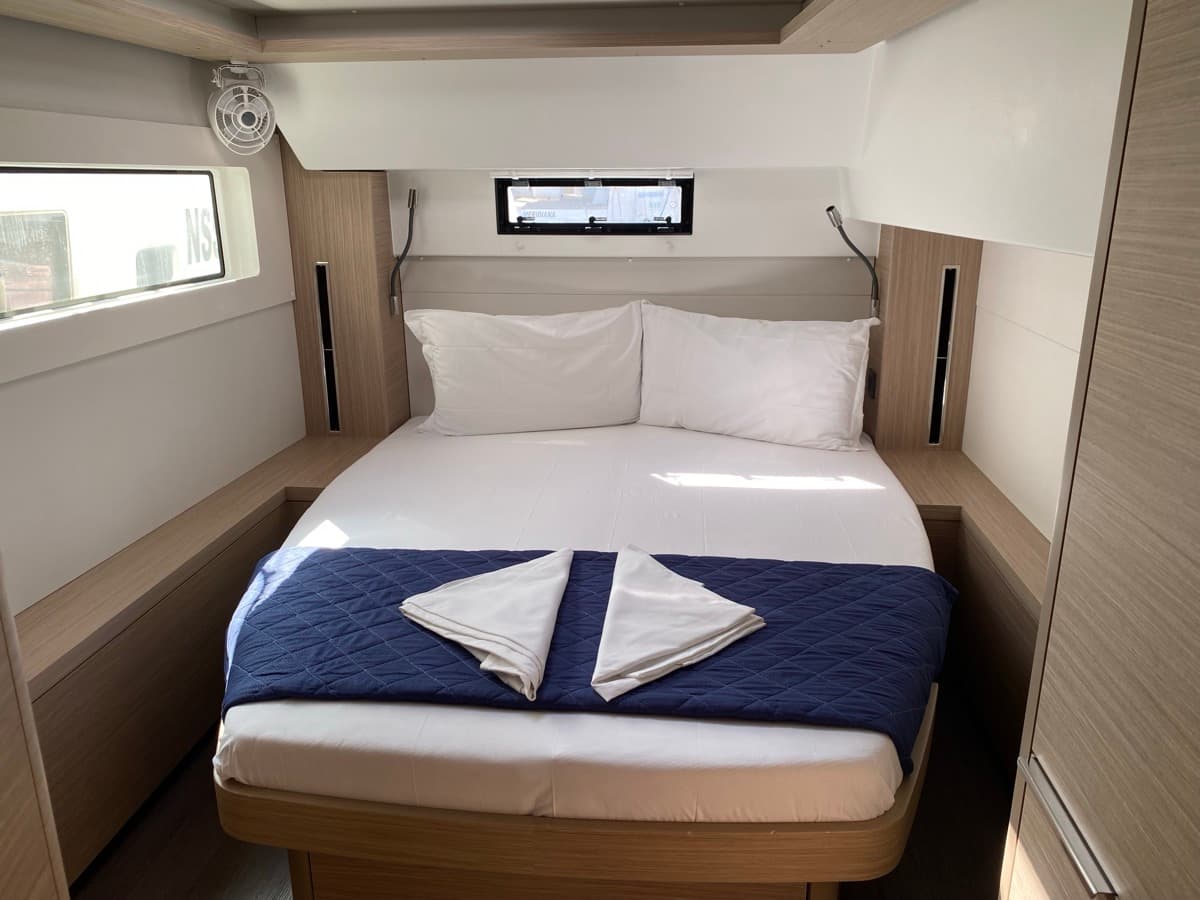 Lagoon 46  - photo 22