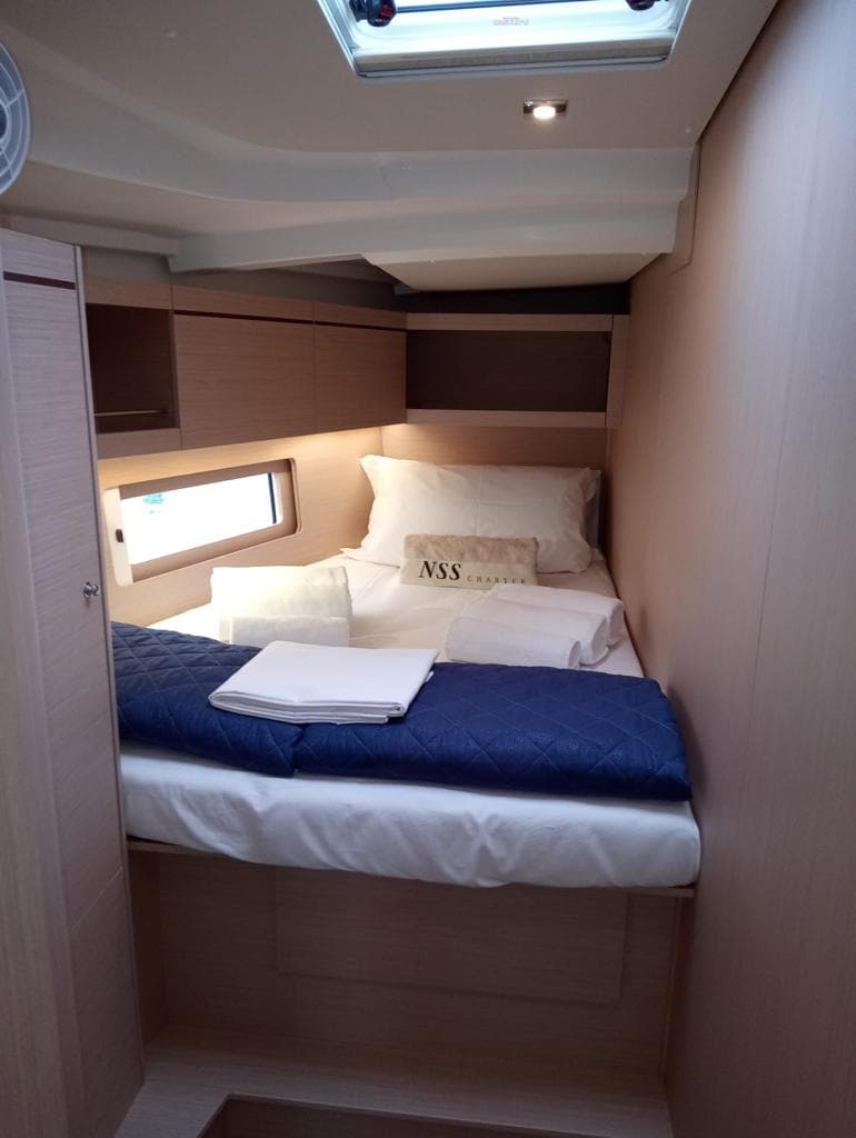 Oceanis 46.1 - photo 16