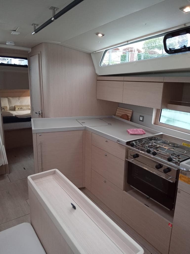 Oceanis 46.1 - photo 17