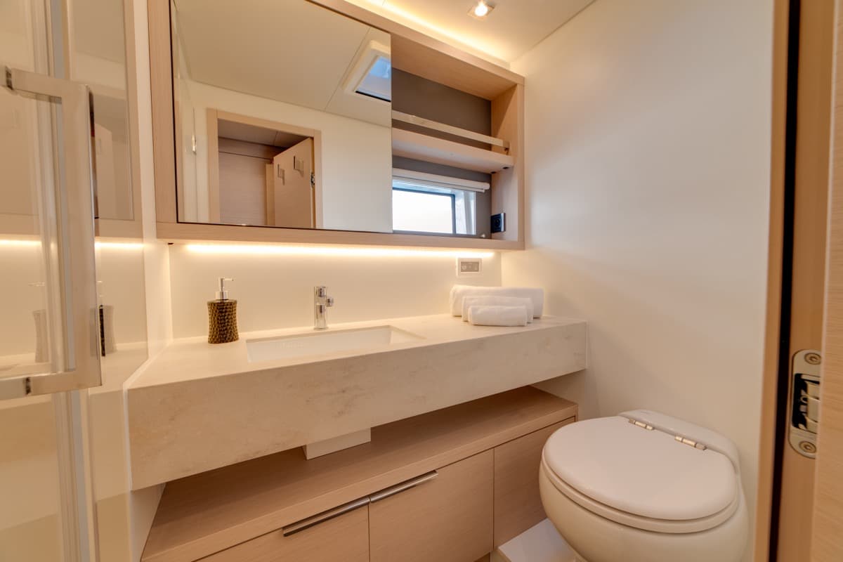 Lagoon 55 - photo 49