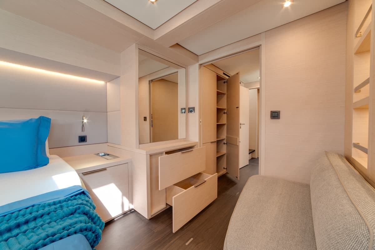 Lagoon 55 - photo 63