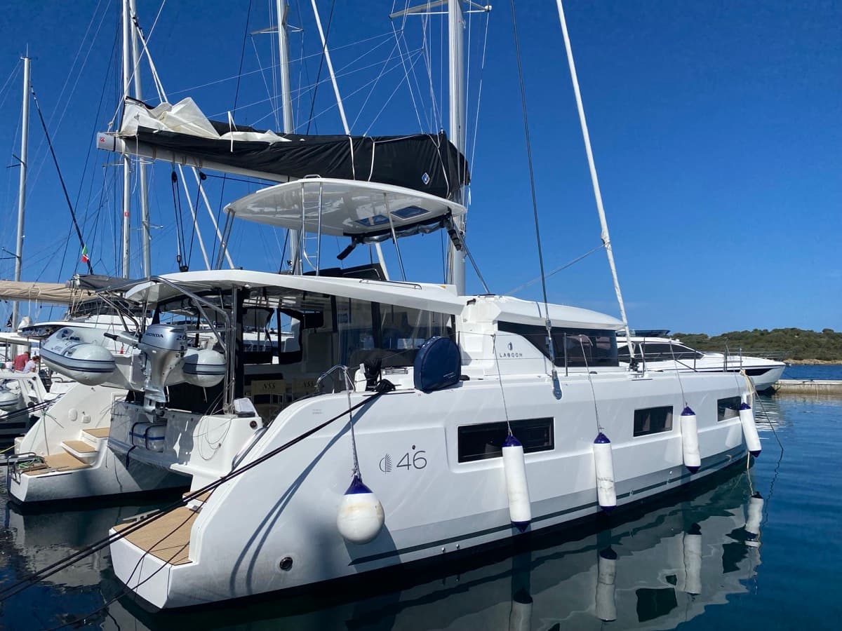 Lagoon 46  - photo 25