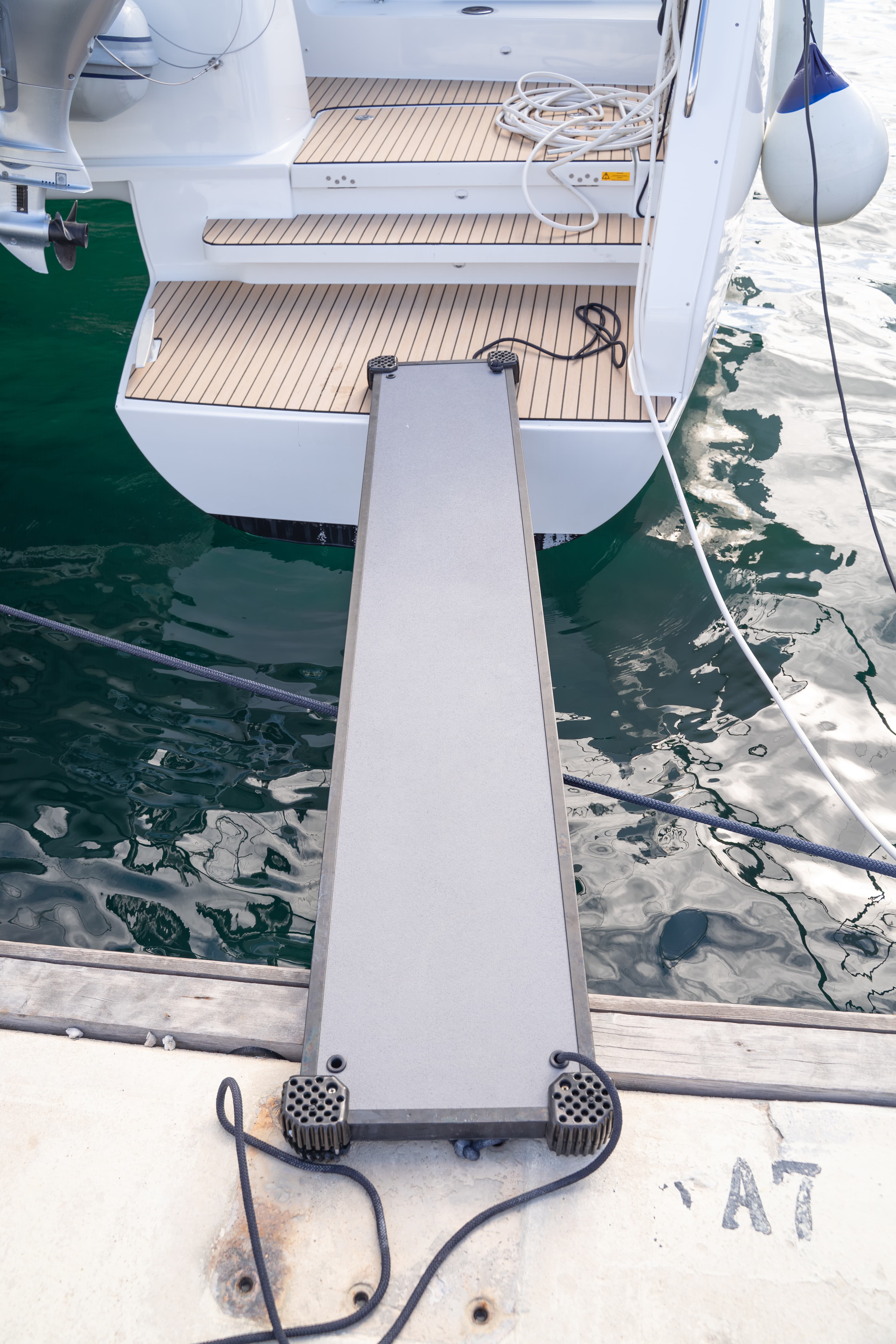 Lagoon 46  - photo 45