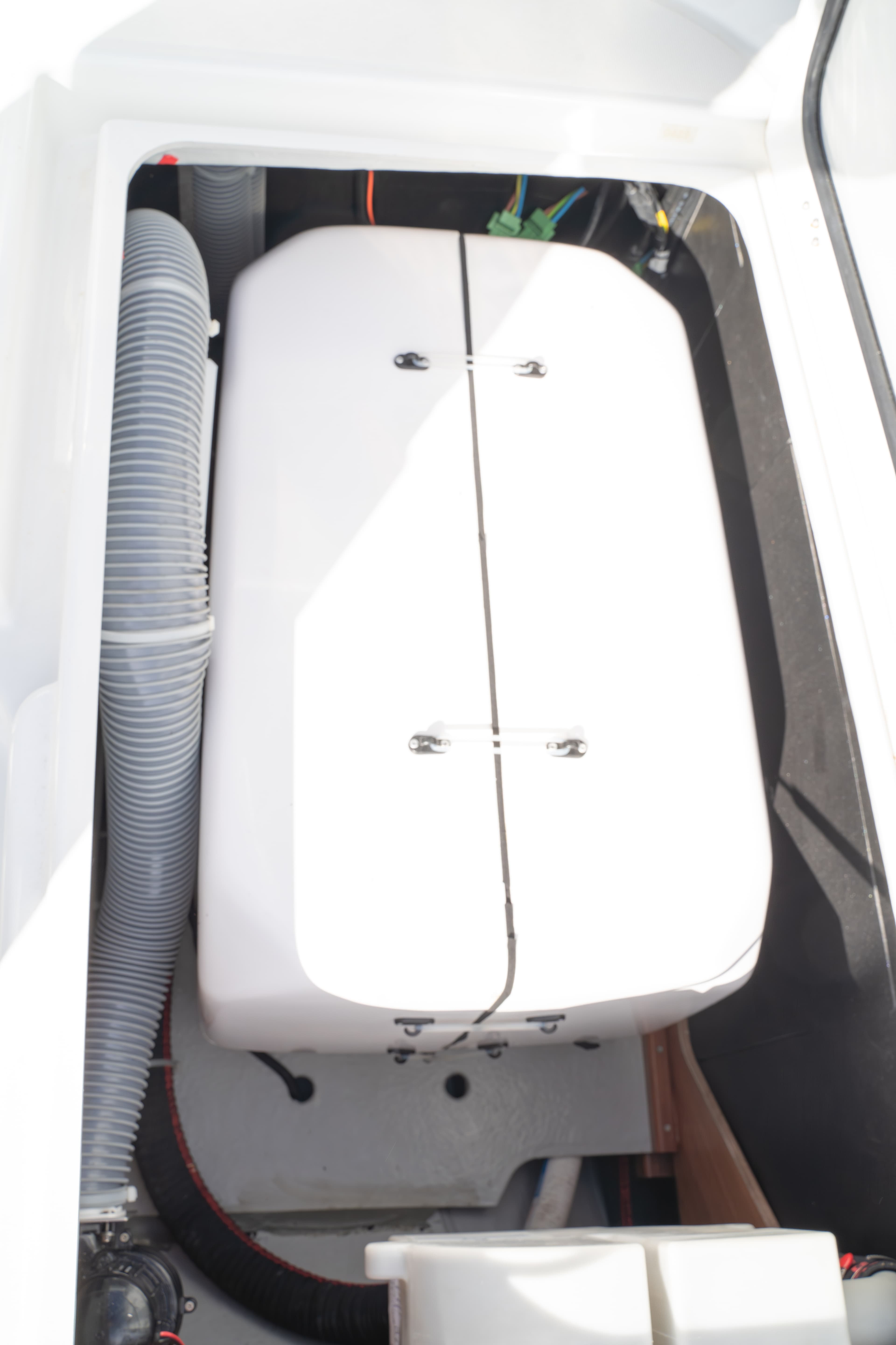 Lagoon 46  - photo 29