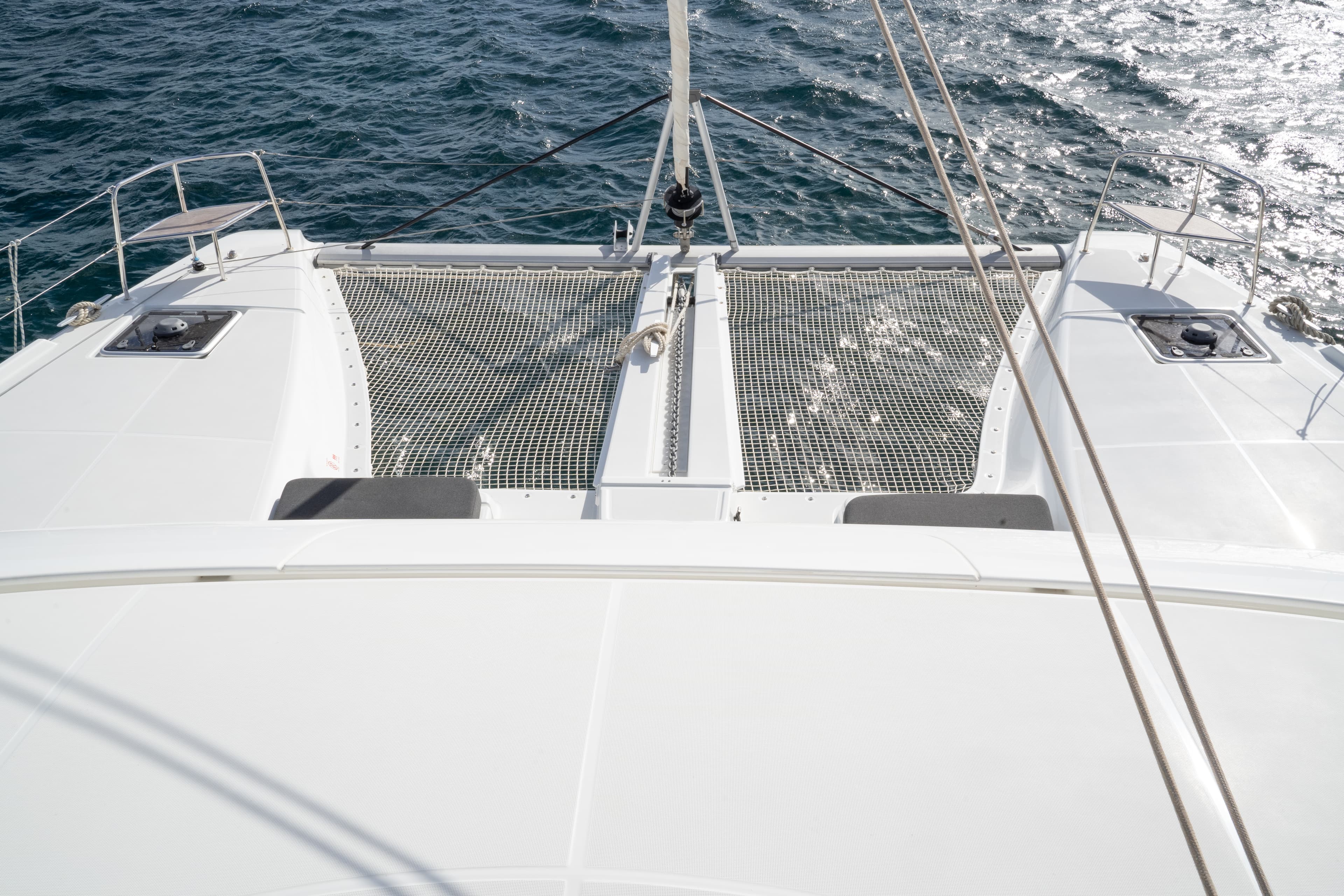 Lagoon 46  - photo 21