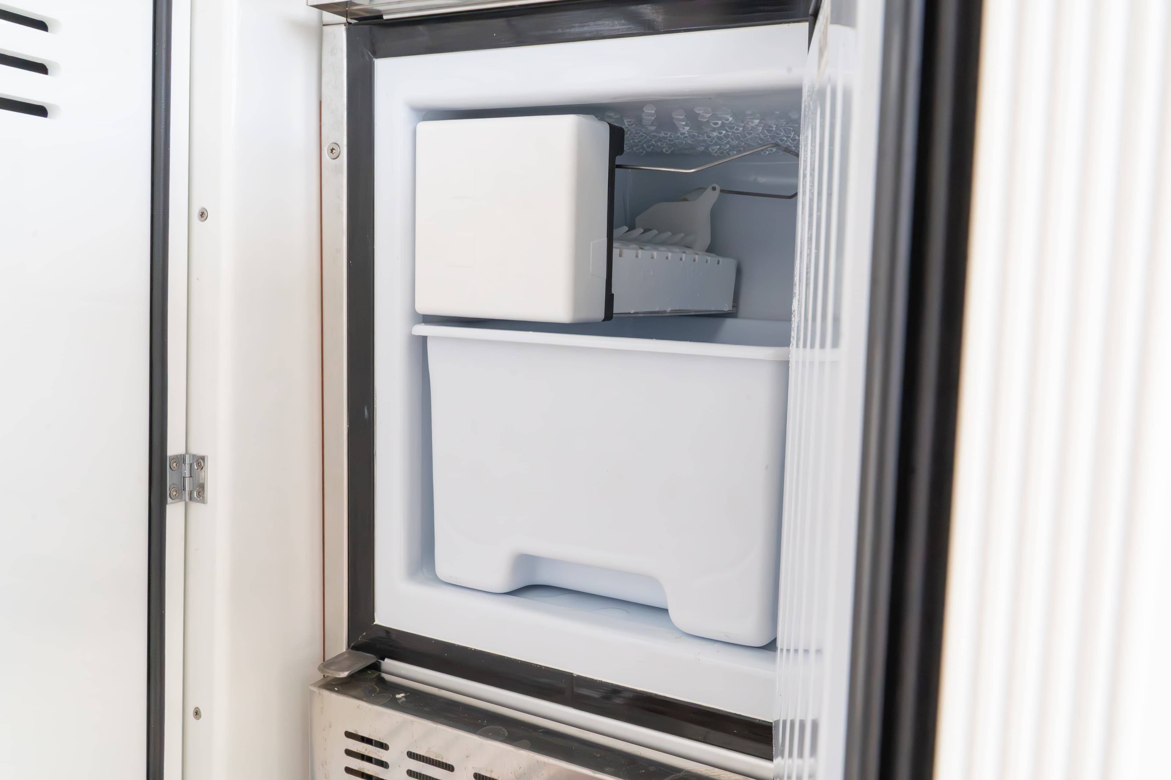 Lagoon 46  - photo 30