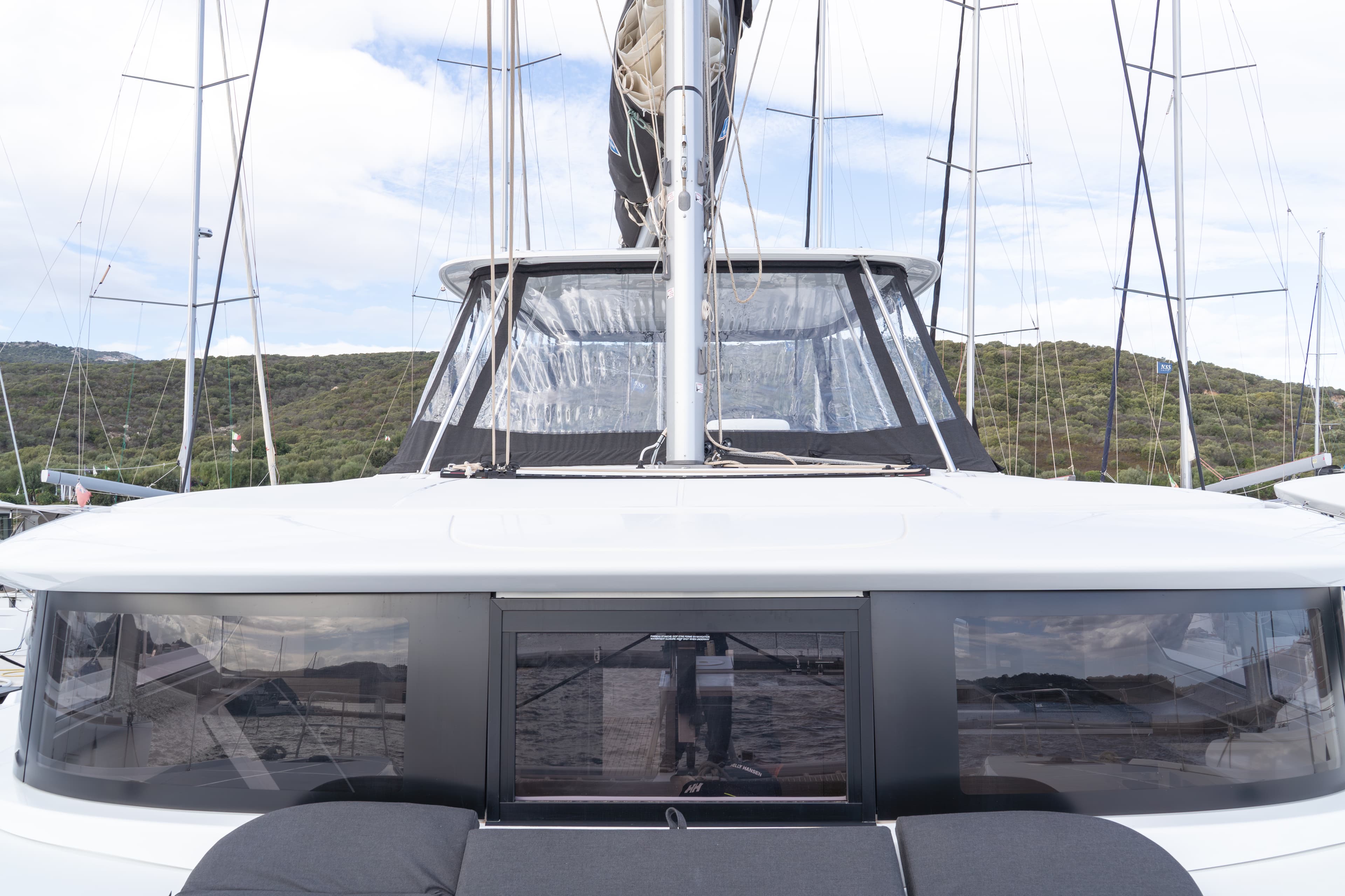 Lagoon 46  - photo 9