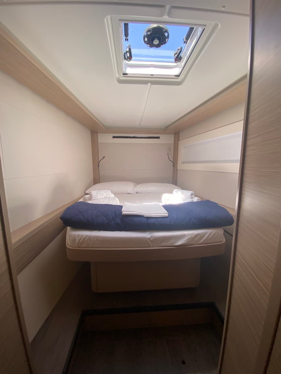 Lagoon 46  - photo 10