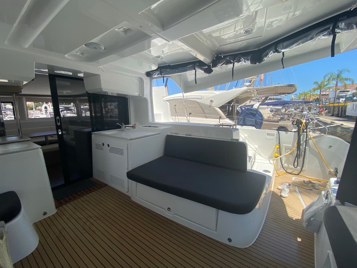 Lagoon 46  - photo 20