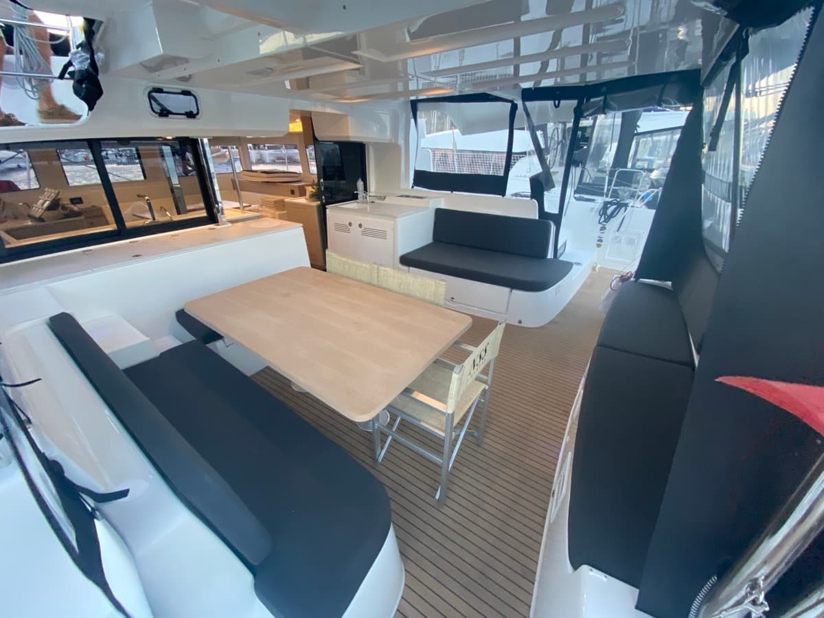 Lagoon 46  - photo 22