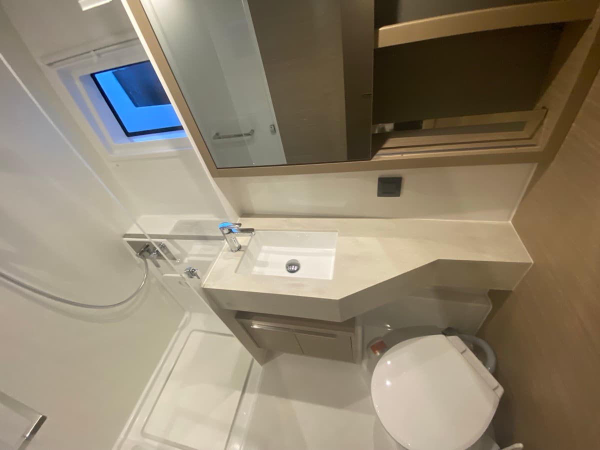 Lagoon 46  - photo 9