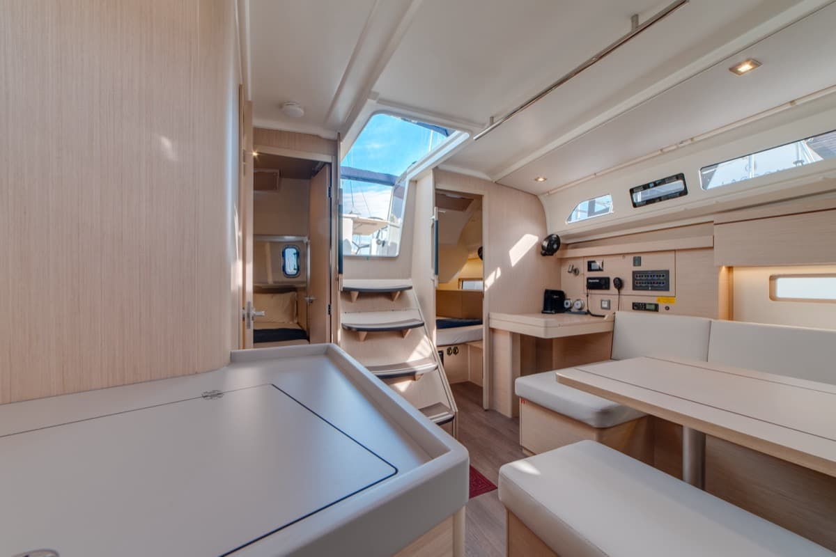 Oceanis 40.1 - photo 33