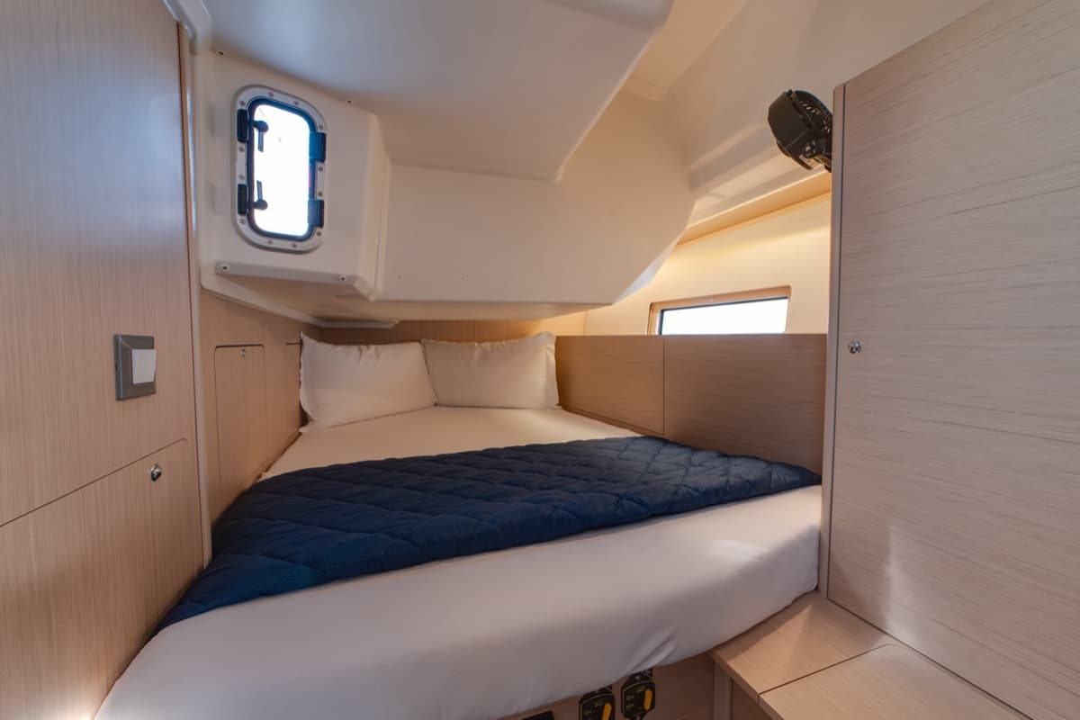 Oceanis 40.1 - photo 42