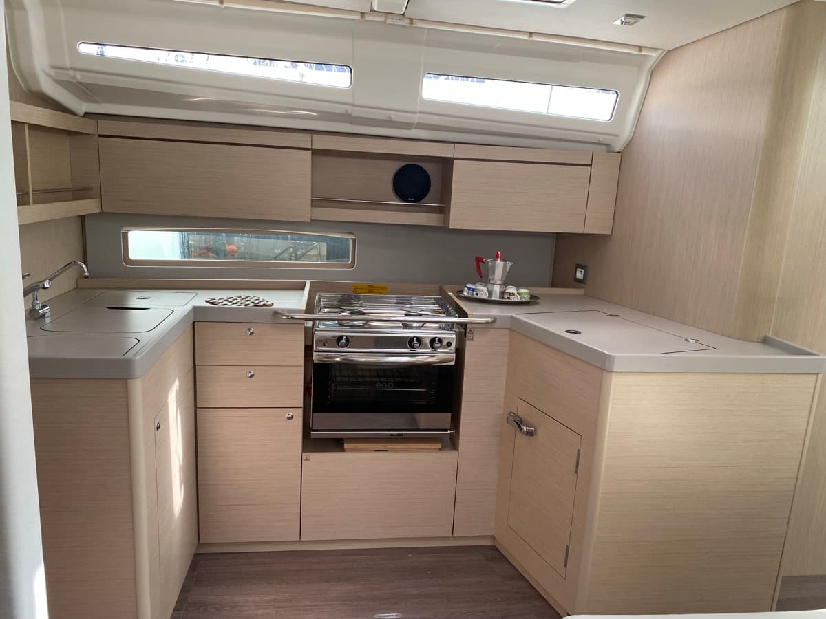 Oceanis 40.1 - photo 19