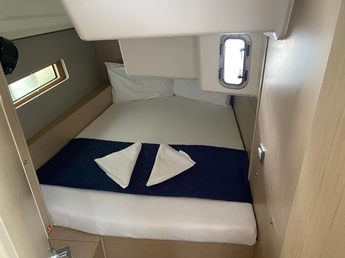 Oceanis 40.1 - photo 7