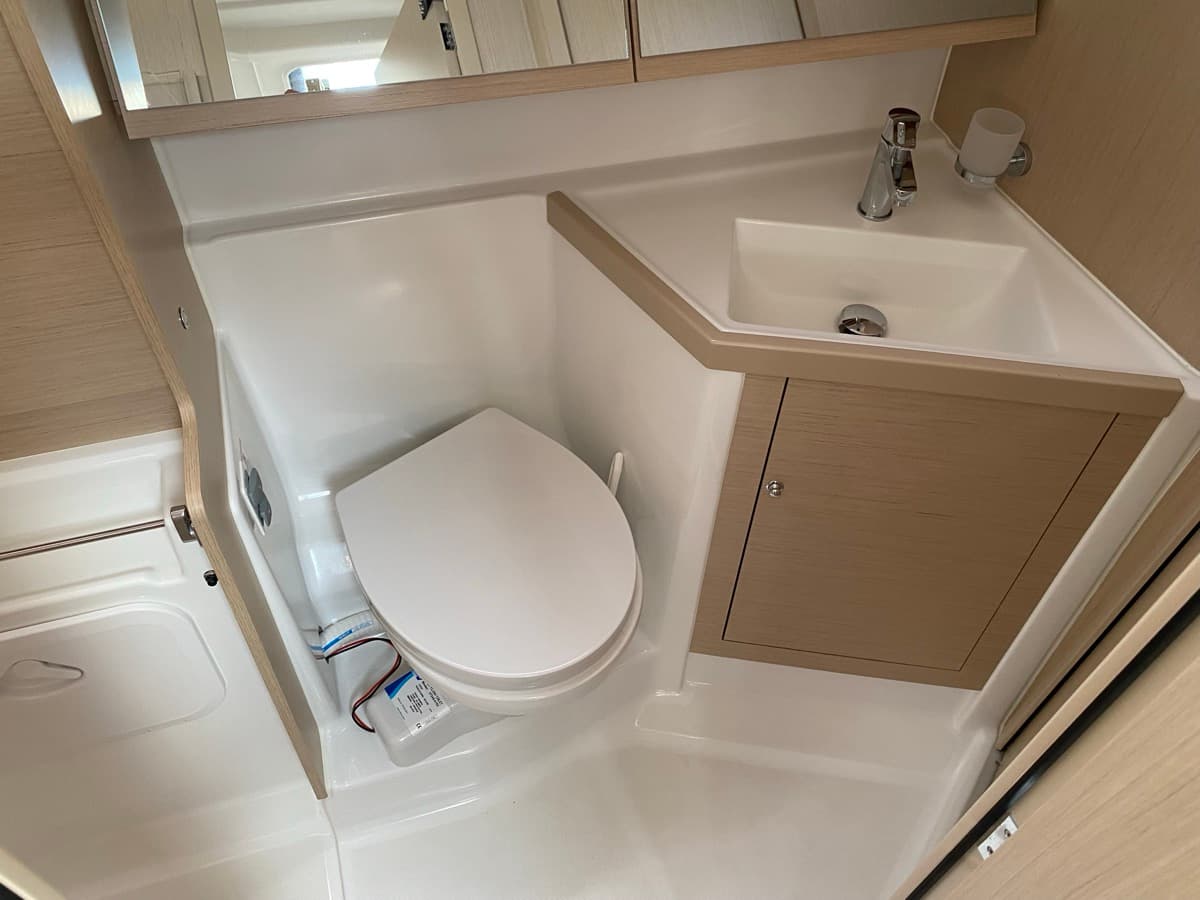 Oceanis 40.1 - photo 10