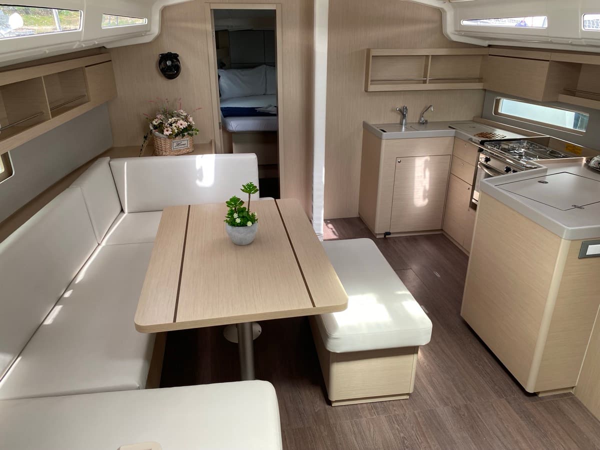 Oceanis 40.1 - photo 8