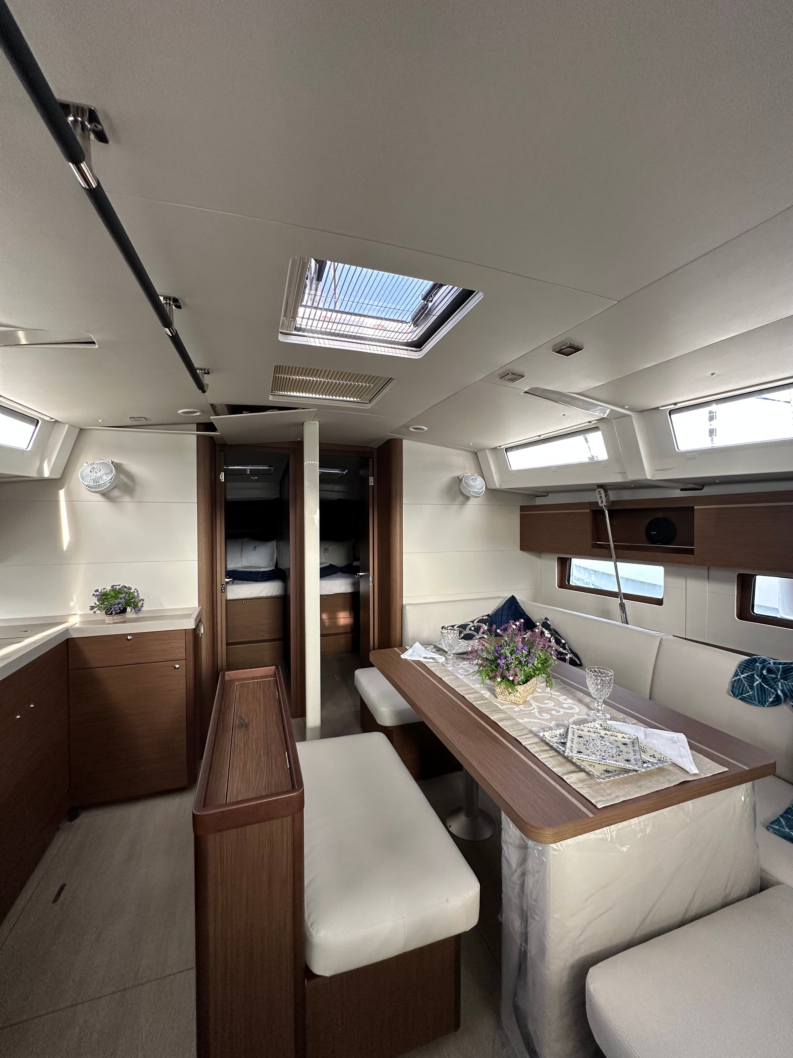 Oceanis 46.1 - photo 8