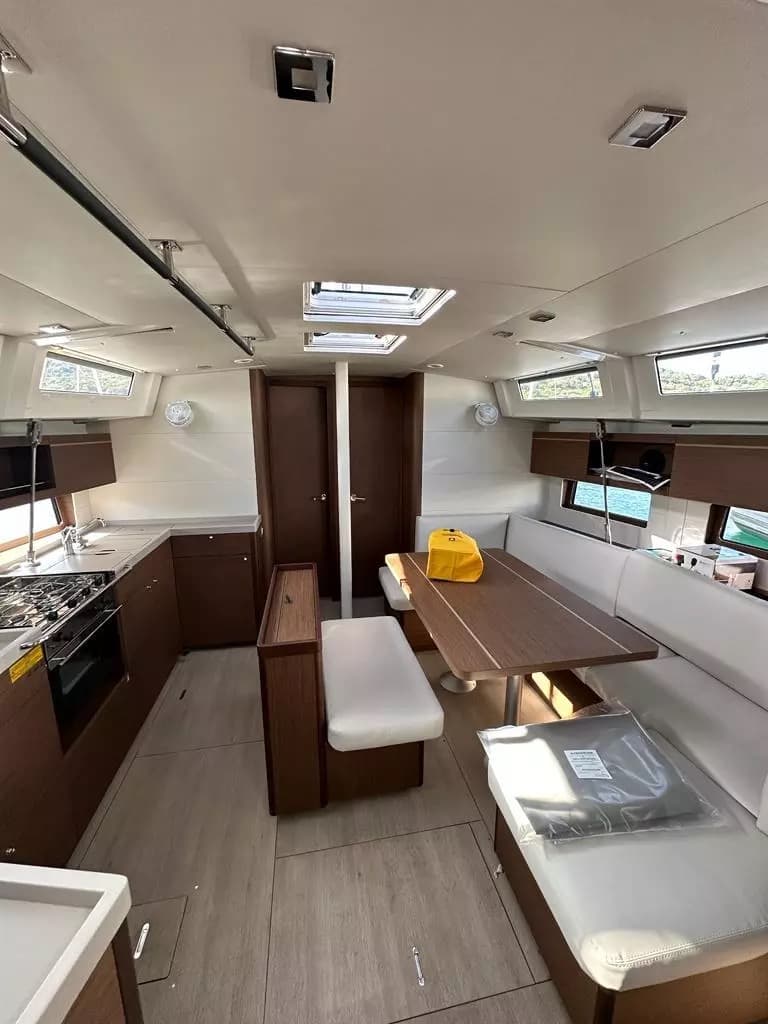 Oceanis 46.1 - photo 5