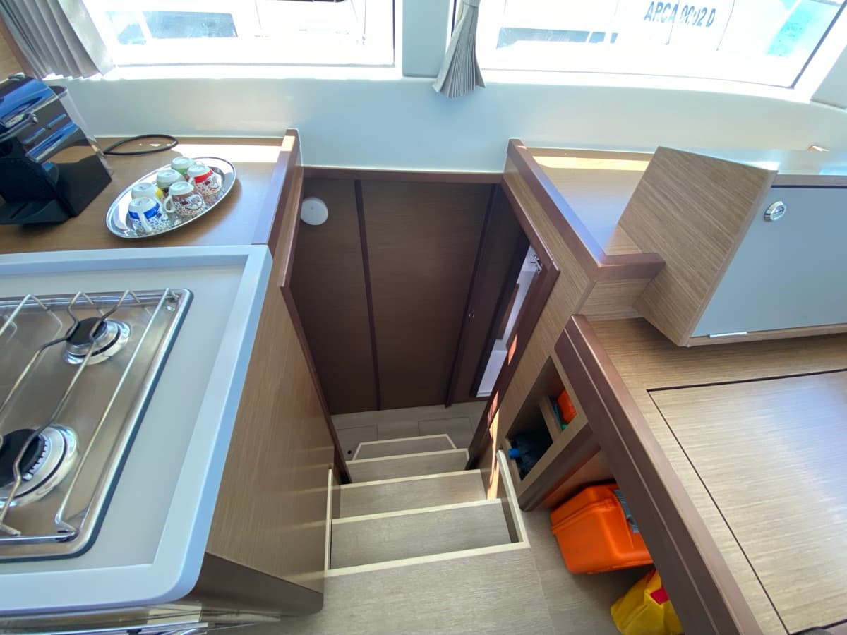Lagoon 40 - photo 10